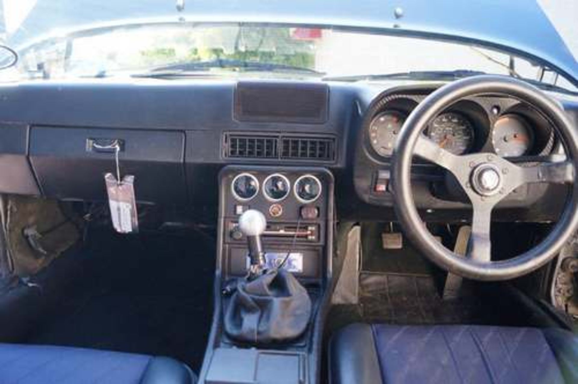 PORSCHE 924 TURBO S2- 1984cc - Image 8 of 10