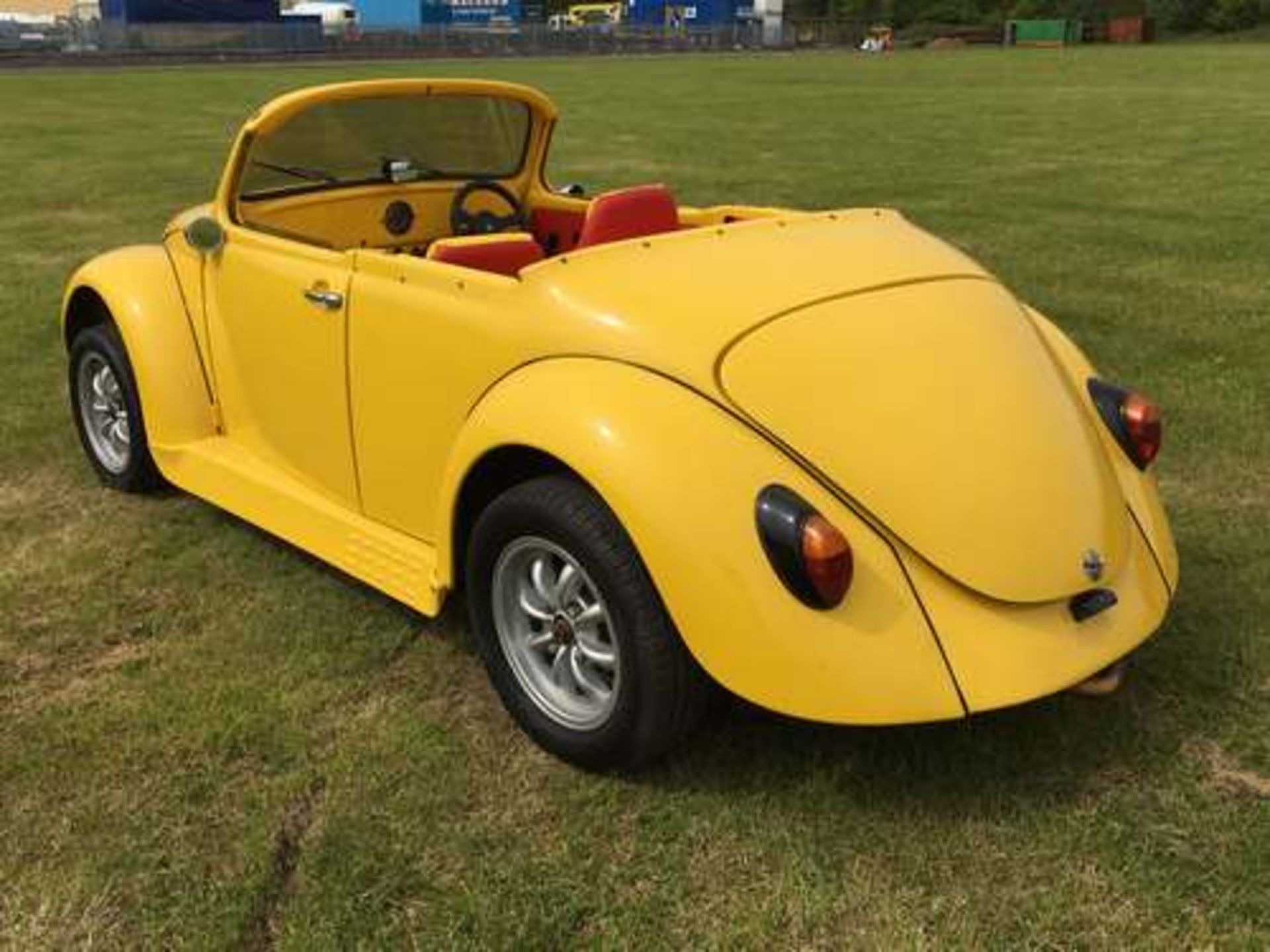 VOLKSWAGEN 1200 BEETLE - 1600cc - Bild 2 aus 18