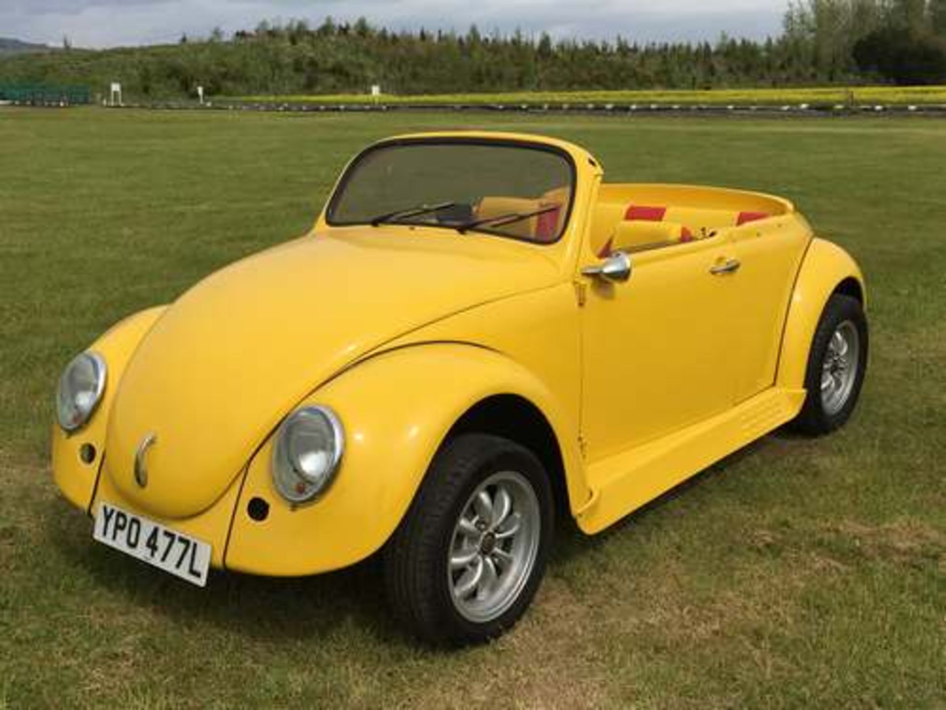 VOLKSWAGEN 1200 BEETLE - 1600cc