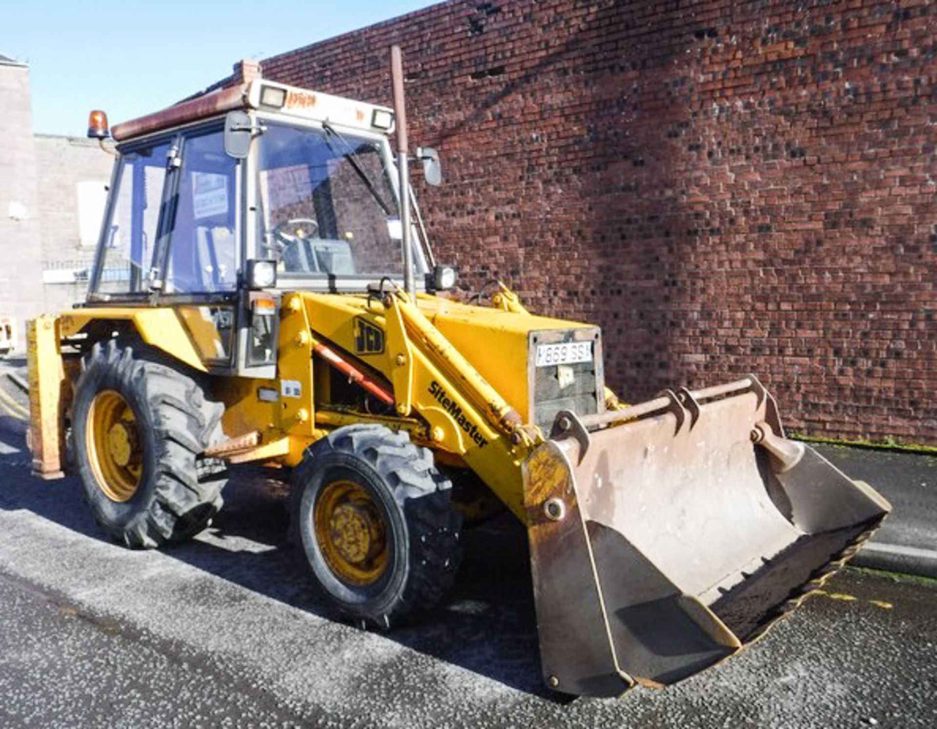 JCB 3CX SITEMASTER, REG - H869 55A, S/N 166-6-04936, 7773HRS (NOT VERIFIED) - Image 18 of 28