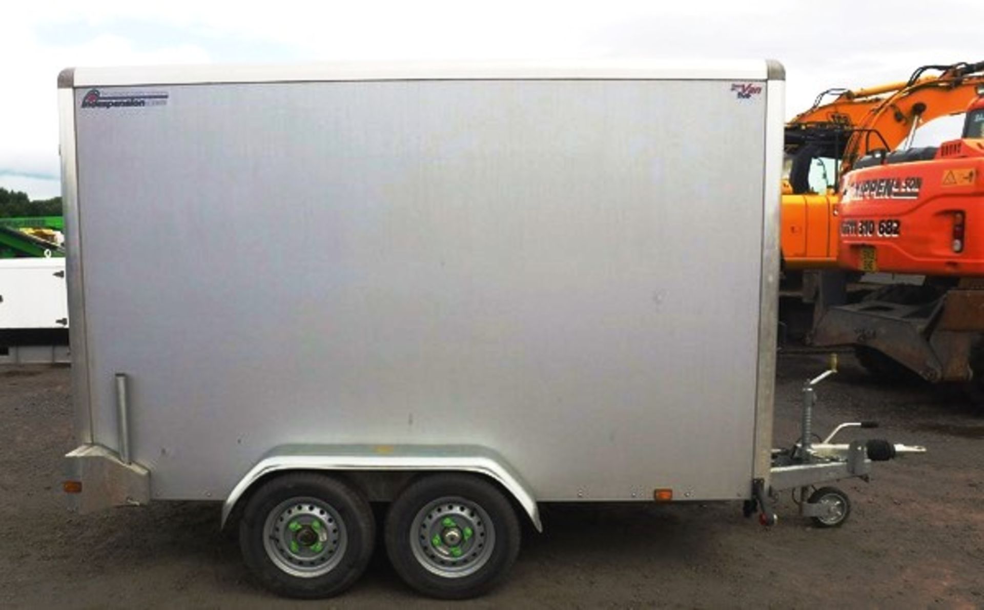 INDESPENSION BOX TRAILER WITH 2 OPENING BACK DOORS & 1 SIDE DOOR, 10FT X 5FT (APPROX) S/N213526 ASSE - Image 8 of 12