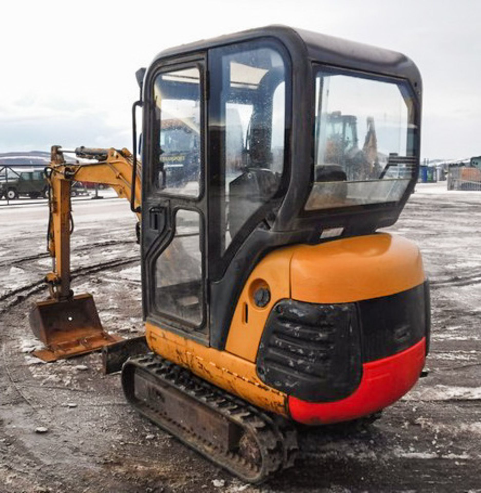 2002 CATERPILLAR 301.5 MINI DIGGER C/W 1 BUCKET. SN3YW3254, 5515HRS (NOT VERIFIED) - Image 28 of 30