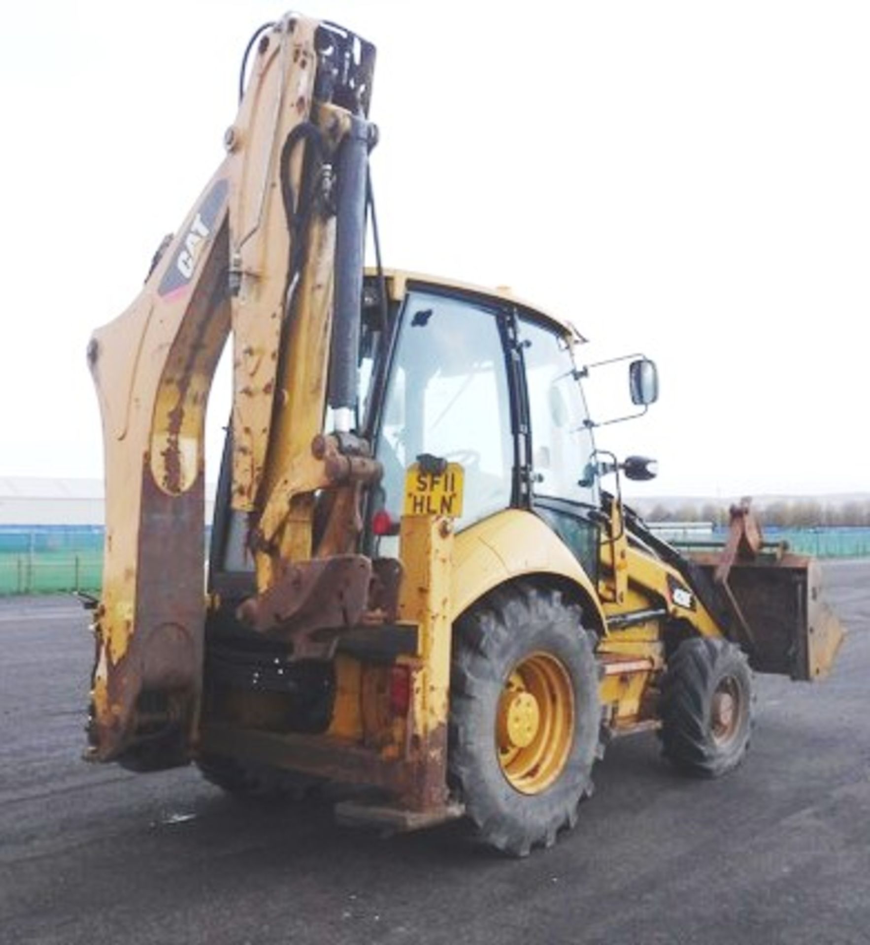 2011 CATERPILLAR 428E BACK HOE LOADER. SN DPH1738. REG NO. SF11 HLN. GVW (TONNES) 97000. 4169 HRS - Image 27 of 31