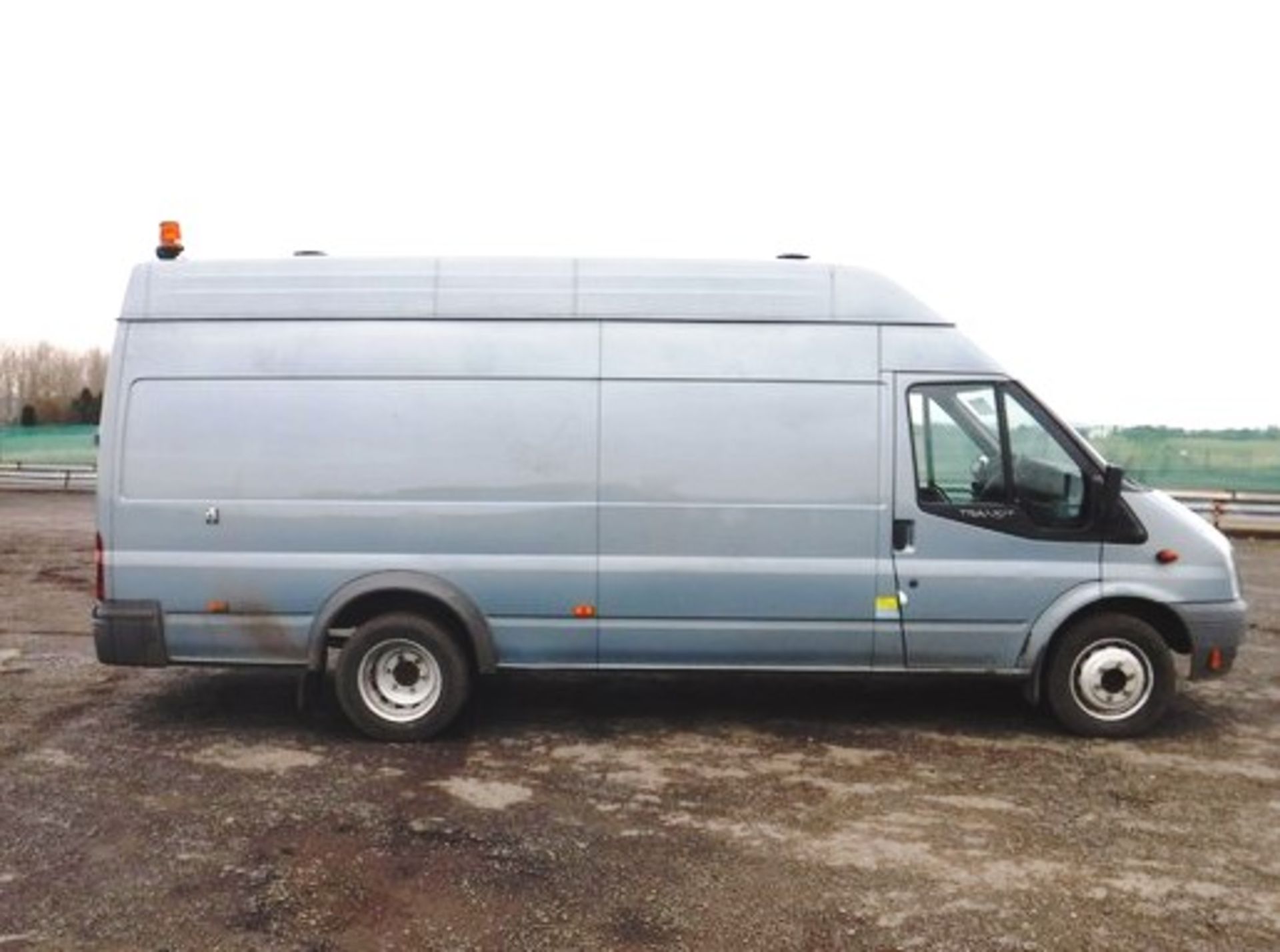 FORD MODEL TRANSIT 115 T460 RWD - 2402cc - Image 8 of 13