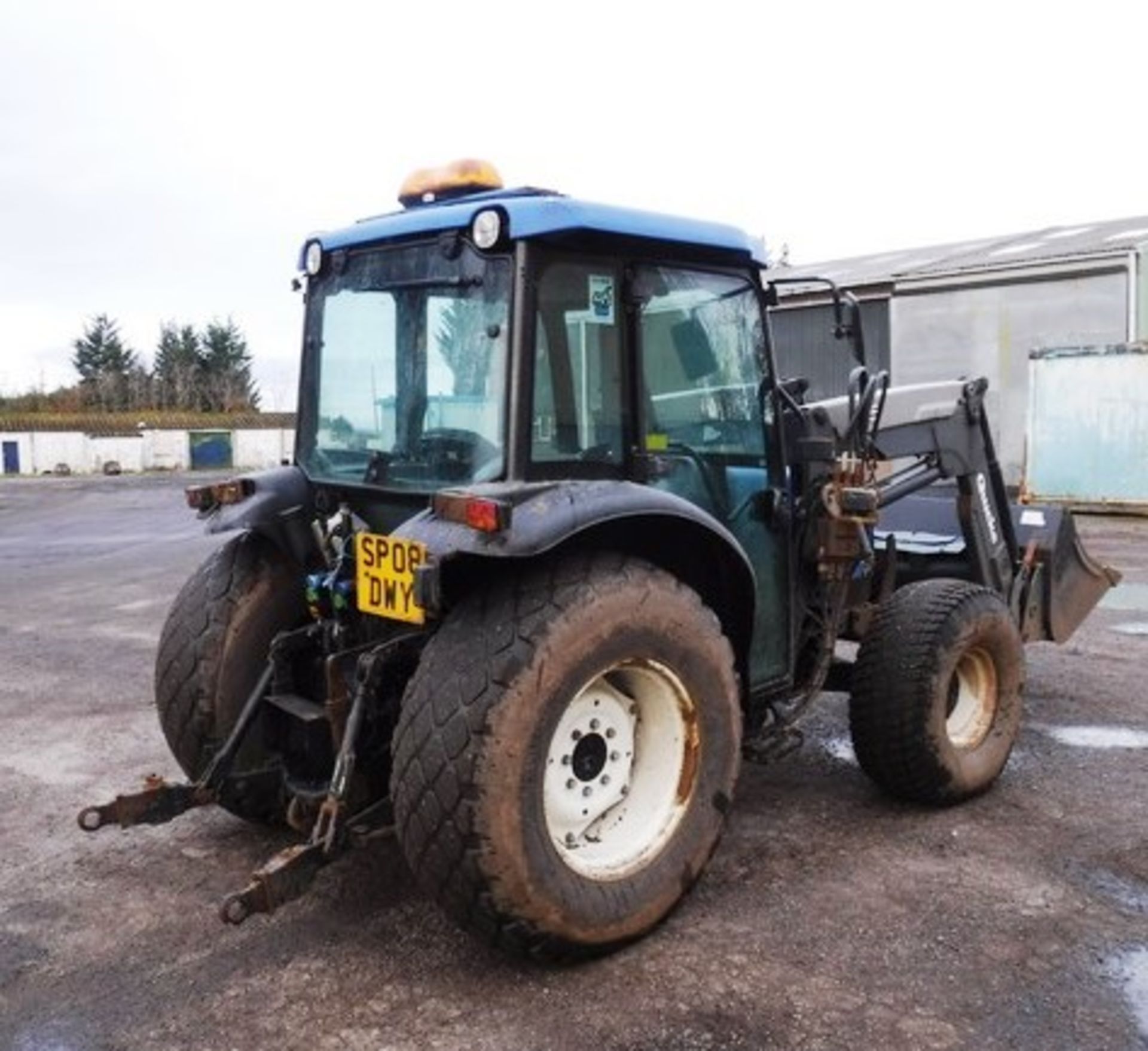 2008 NEW HOLLAND TN60 TRACTOR. REG NO SP08 DWY. SN 111054. GVW(TONNES) 4497, 3062HRS (NOT VERIFIED) - Image 40 of 40