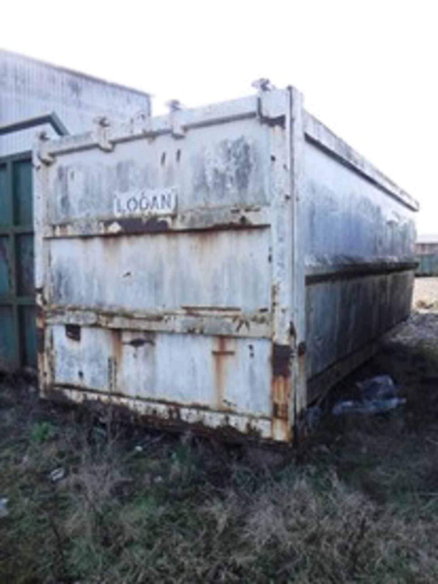 OPEN TOP SKIP.REAR DOOR HINGED AT TOP.ACCESS LADDER AT FRONT W2500 L6100 H2500. SLIGHT SURFACE RUST. - Image 2 of 2