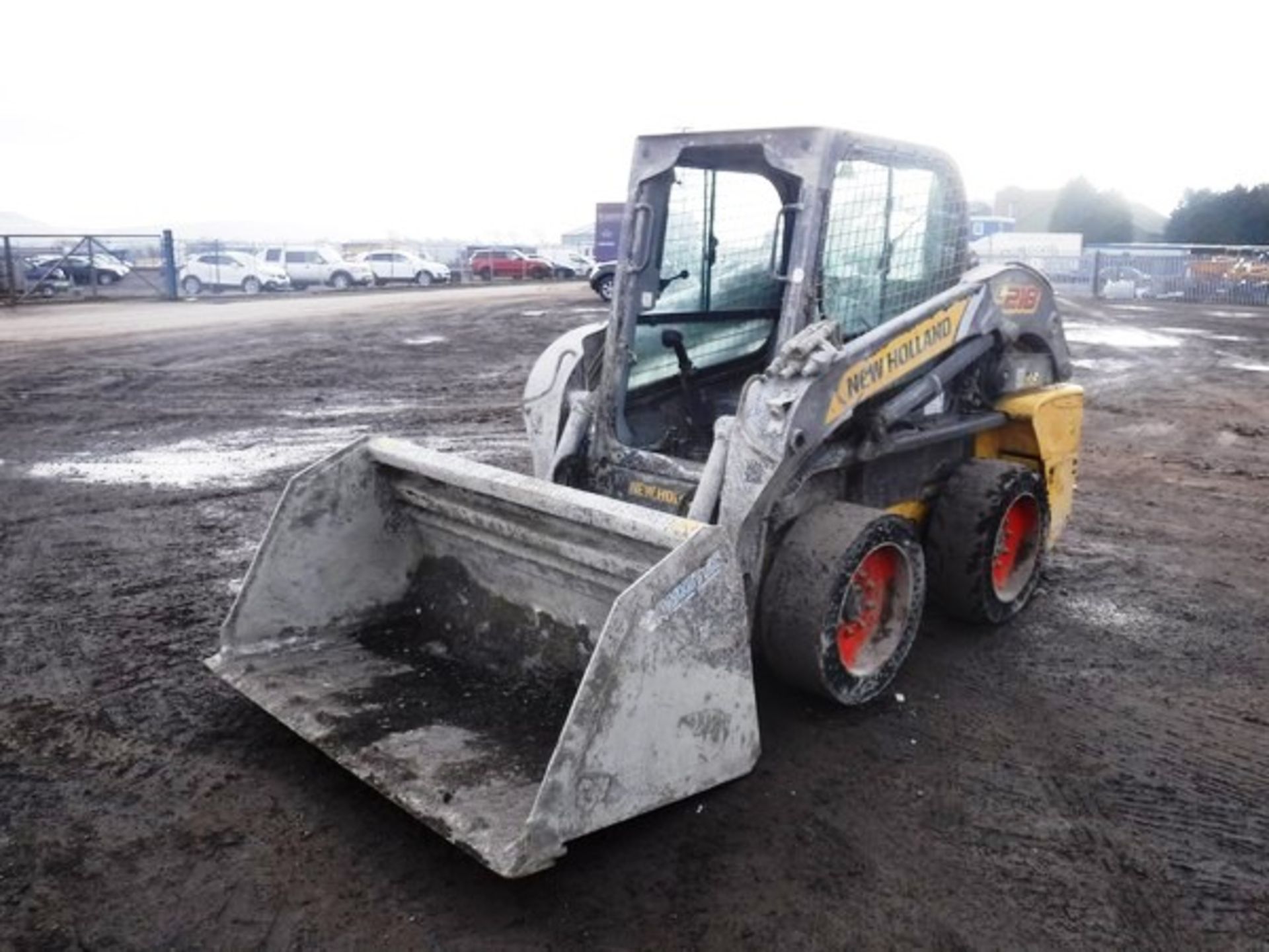 2011 NEW HOLLAND L218, S/N NBM439073, 725HRS (NOT VERIFIED), JOYSTICK CONTROLS, SOLID WHEELS, C/W 1 - Image 10 of 17