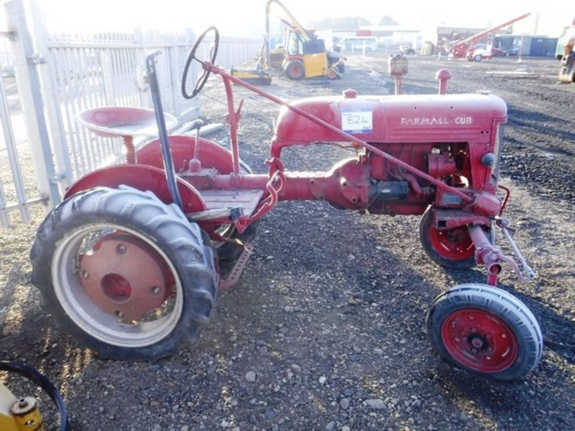 PONY TRACTOR, MODEL FCUB, S/N GEJ40845, YEAR - UNKNOWN, SEIZED ENGINE. NON-RUNNER - Image 6 of 12