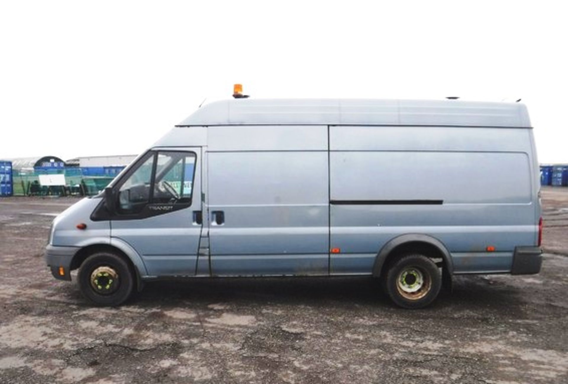 FORD MODEL TRANSIT 115 T460 RWD - 2402cc - Image 12 of 13