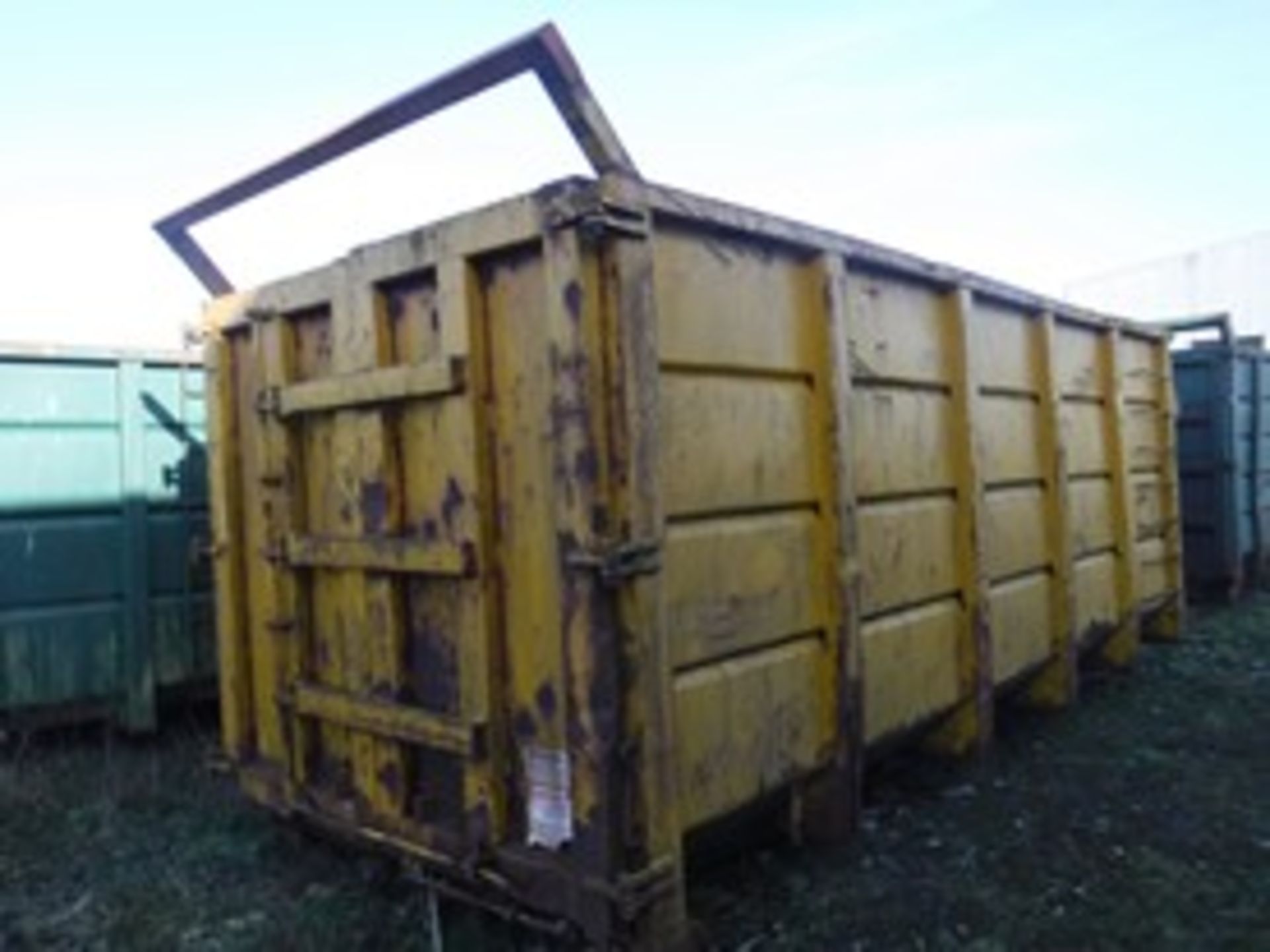 OPEN TOP SKIP.2 REAR DOORS.ACCESS LADDER AT RHS.MANFACTURED BY ACORN CONTAINER CO. W2400 H2400 L5850 - Bild 2 aus 2