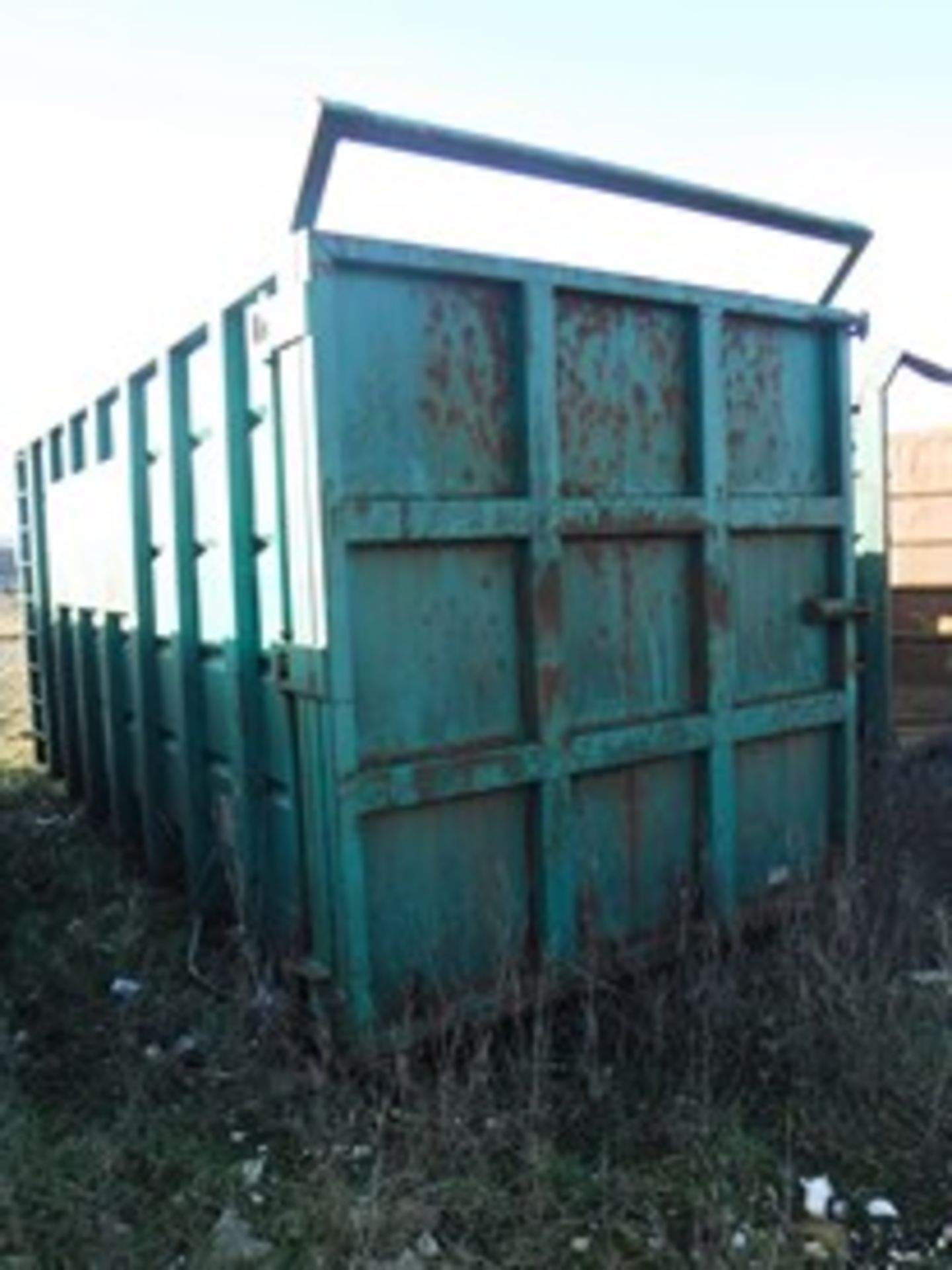 OPEN TOP SKIP. REAR DOOR HINGED AT RHS W2400 L5900 H2700. SURFACE RUST. VIDEO OF ALL SKIPS CAN BE EM - Image 2 of 2