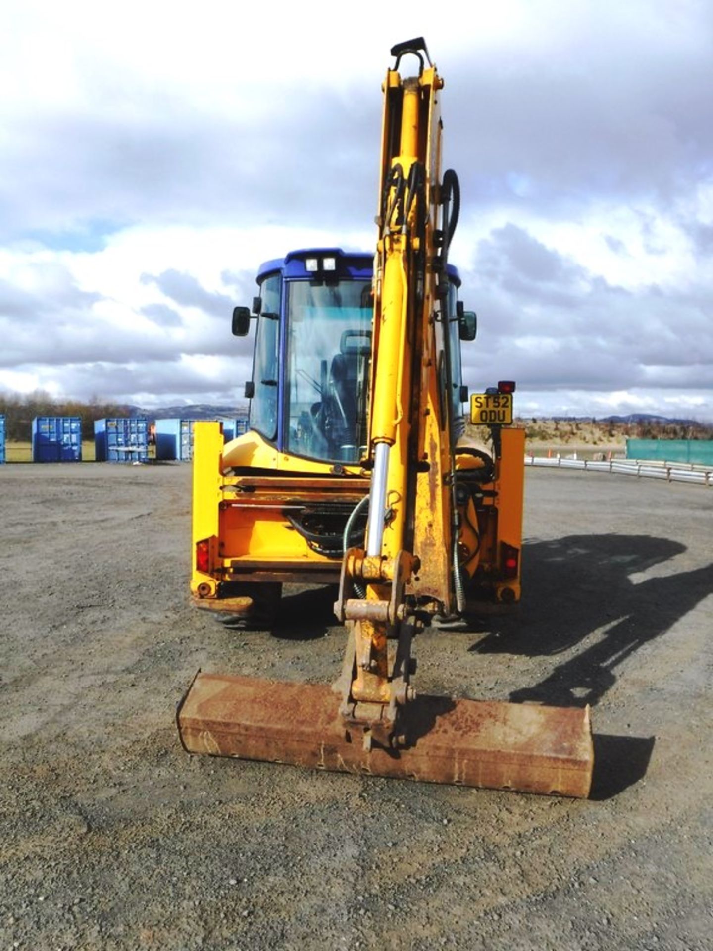 2002 JCB 3CX PLUS DIGGER. REG NO ST52 ODU. SN0934169. GVW (TONNES) 8076. NEW HOUR CLOCK FITTED RECEN - Image 15 of 18