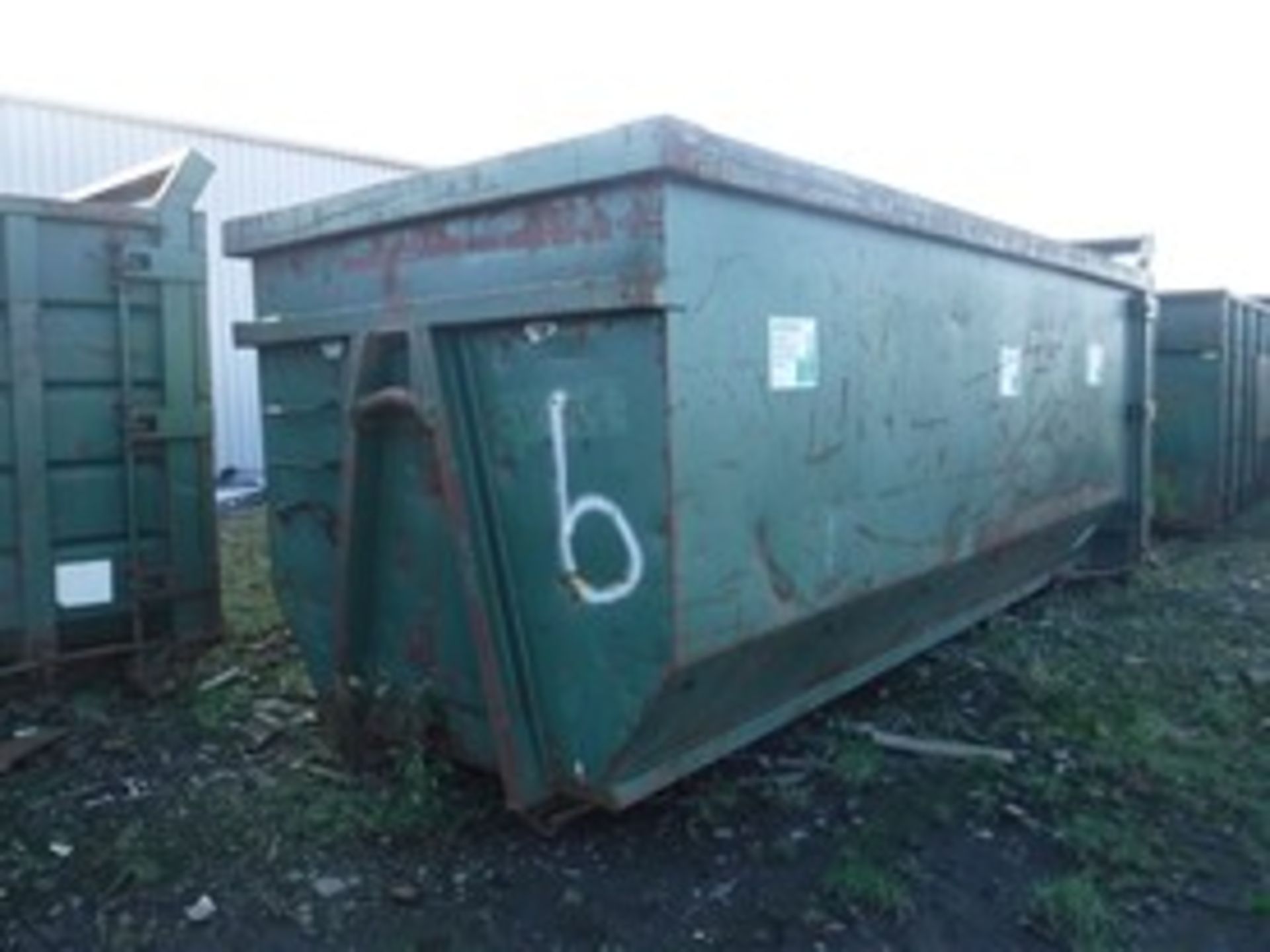 OPEN TOP SKIP. REAR DOOR HINGED AR RHS.FRONT ACCESS LADDER. MANFACTURED BY SKIP UNITS. W2300 H2400 L