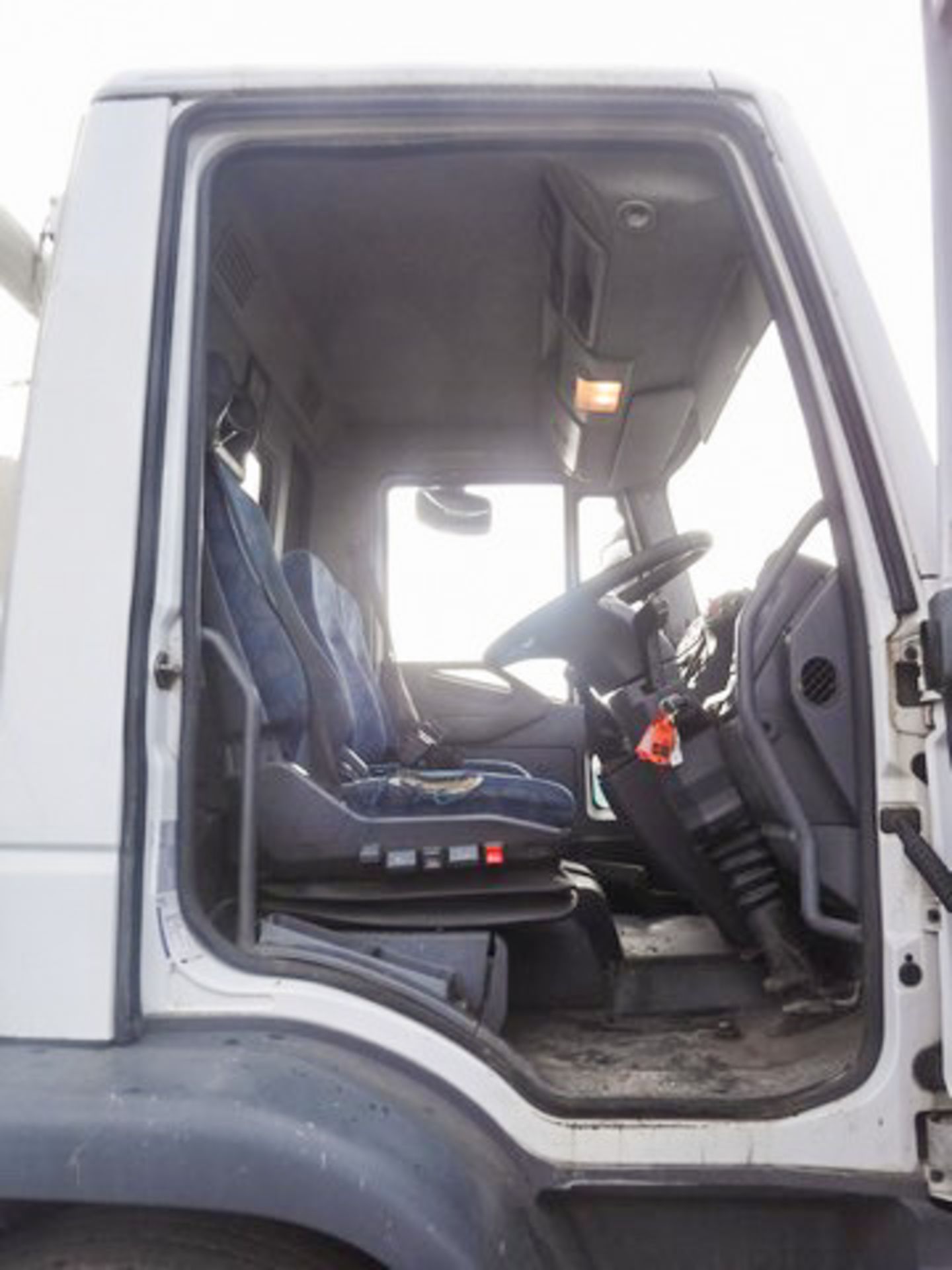 IVECO MODEL IVECO EUROCARGO - 5880cc - Bild 9 aus 22