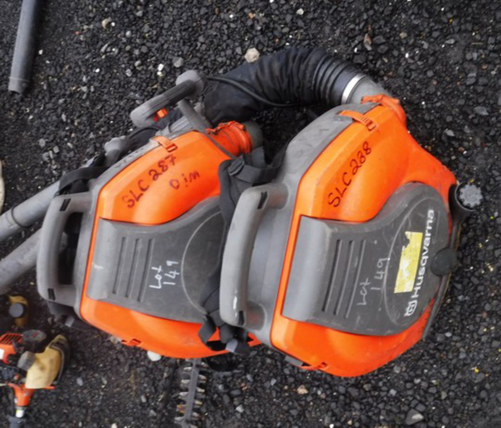 2 X HUSQVARNA LEAF BLOWERS SN SLC288 & SLC287