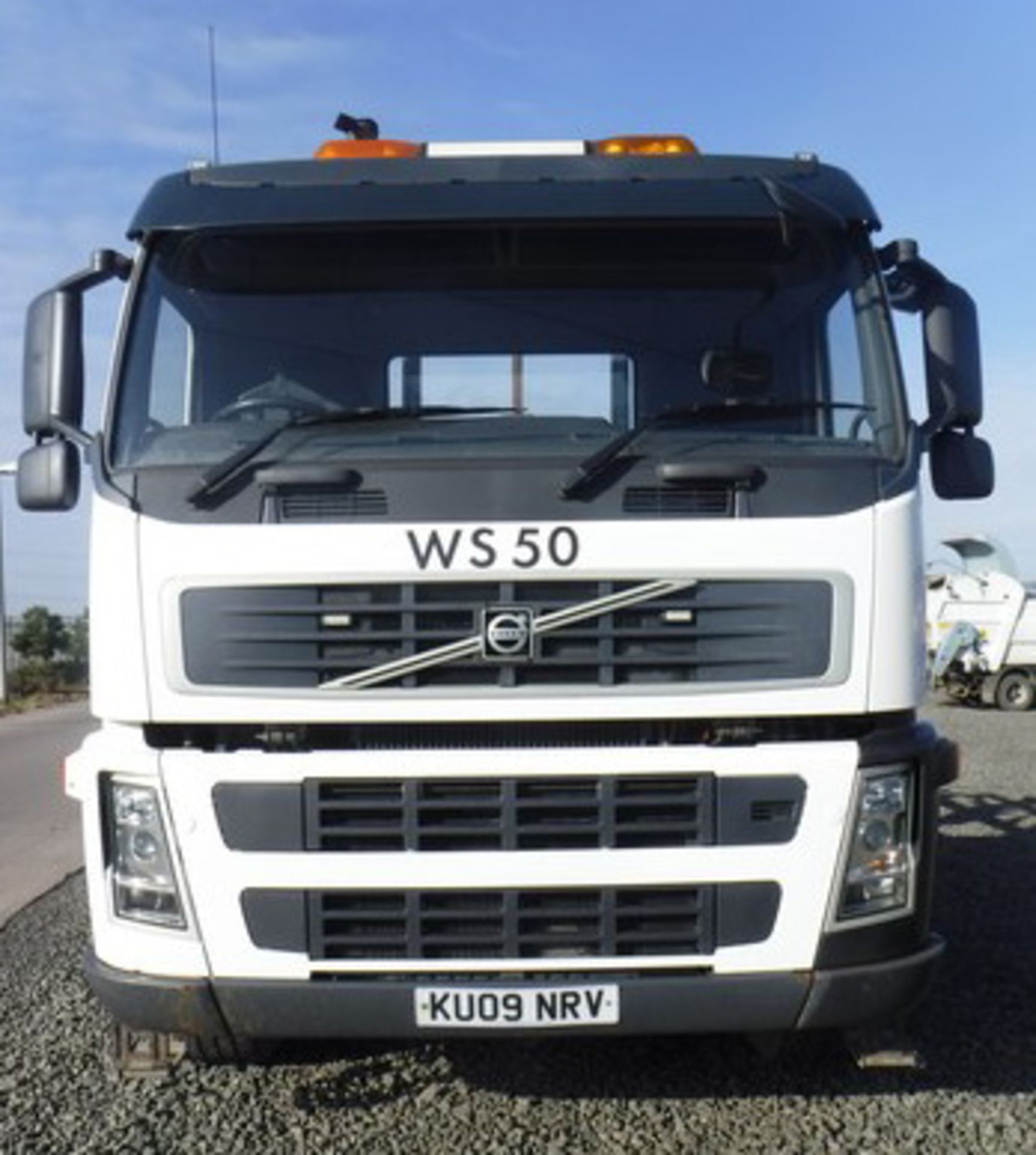 VOLVO MODEL FM 440 - 12777cc - Image 20 of 21