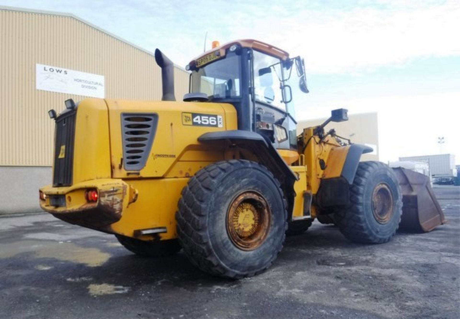 2005 JCB 456ZX. REG NO SP05 DJE. SN1169037 C/W LOADING SHOVEL. 3373 HRS. DOCUMENTS IN OFFICE. - Image 21 of 25