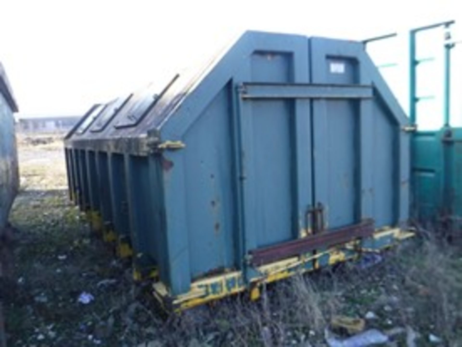 CLOSED SKIP.2 REAR DOORS HINGED AT SIDES.3 ACCESS HATCHES AT RHS. 3 ACCESS HATCHES AT LHS. MANUFACTU - Image 2 of 2