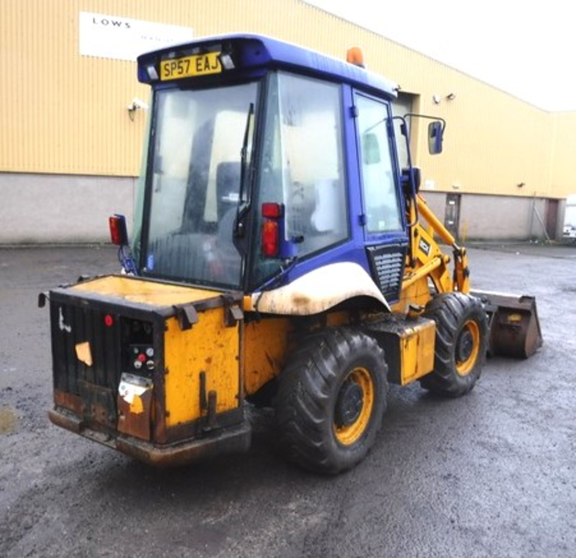 2008 JCB 2CX AIRMASTER C/W 1 BUCKET REG NO SP57 EAJ. SN 1334779. GVW(TONNES) 5160 11404 HRS (NOT VE - Image 12 of 16