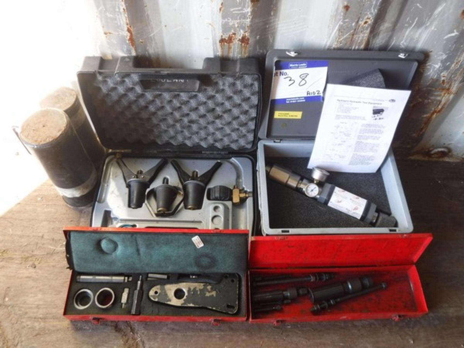 HYDRAULIC TESTER, COOLANT TESTER & CLUTCH TOOLS