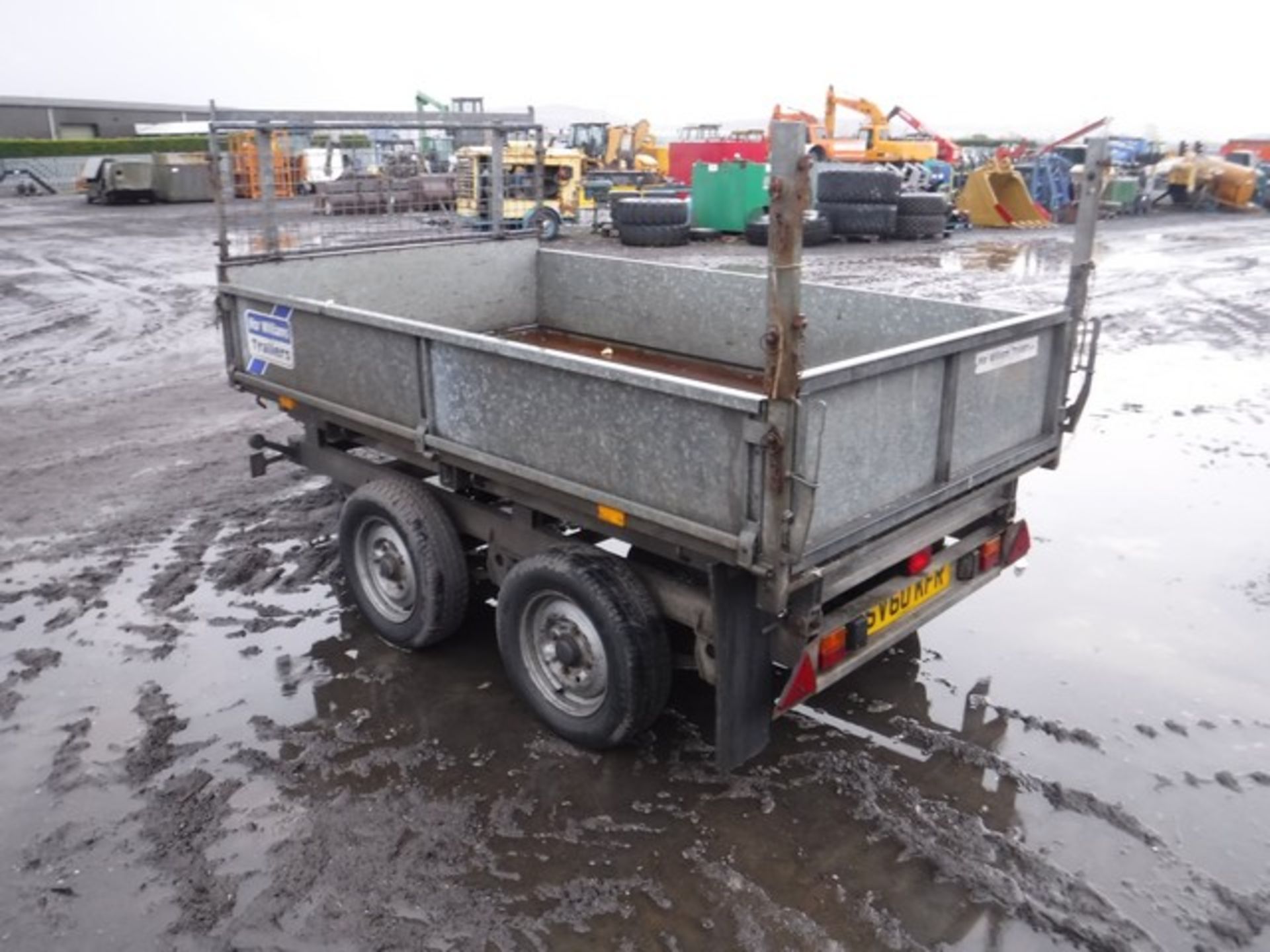 TIPPING TRAILER C/W REMOTE - Bild 2 aus 5