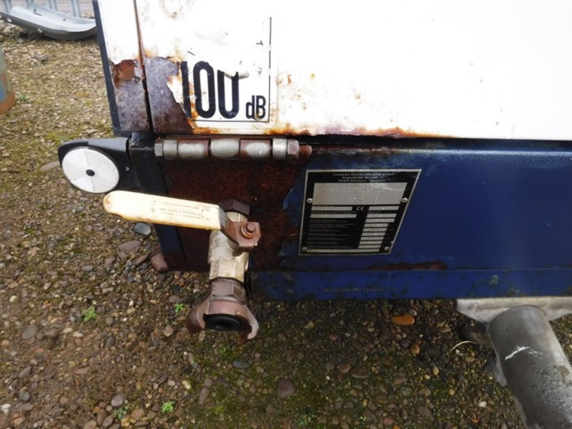 2005 COMPAIR COMPRESSOR (BLUE & WHITE) - Image 8 of 9