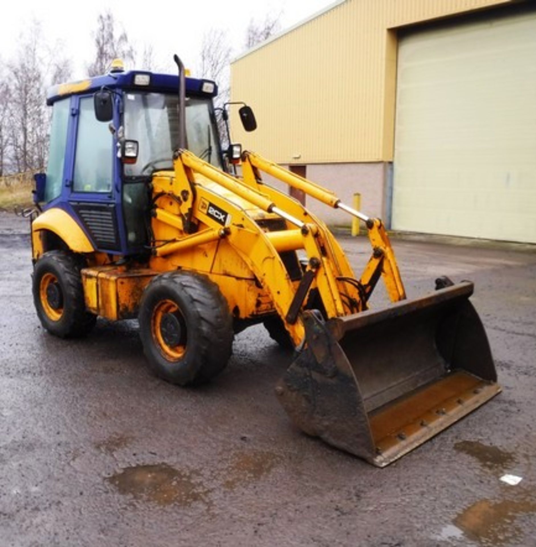 2008 JCB 2CX AIRMASTER C/W 1 BUCKET. REG NO SP57 ERJ. SN 1334779. 19209 HRS (NOT VERIFIED). AIRMASTE - Image 9 of 15