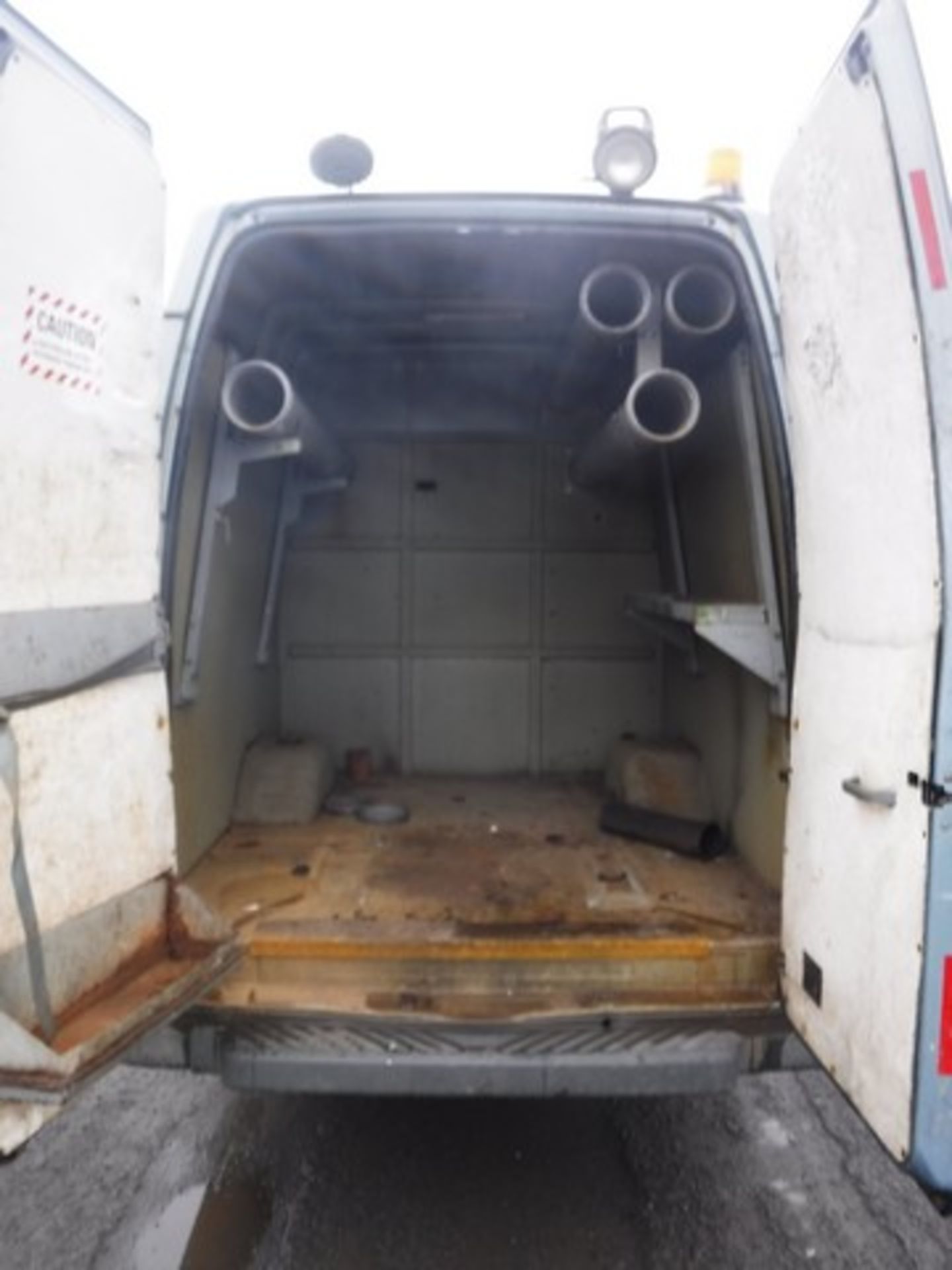 FORD MODEL TRANSIT 115 T460 RWD - 2402cc - Image 10 of 12