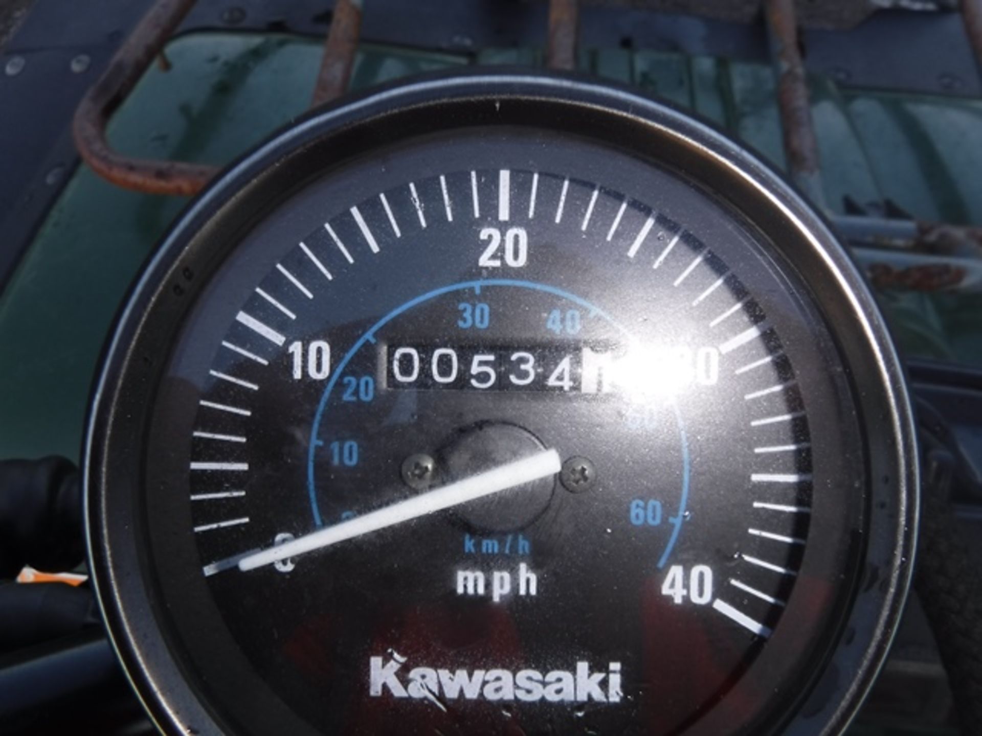 KAWASAKI KLF 300C QUAD, MANUAL GEAR BOX, 534 MILES (NOT VERIFIED). (KLAF 300SU). DOES NOT START - Image 14 of 14