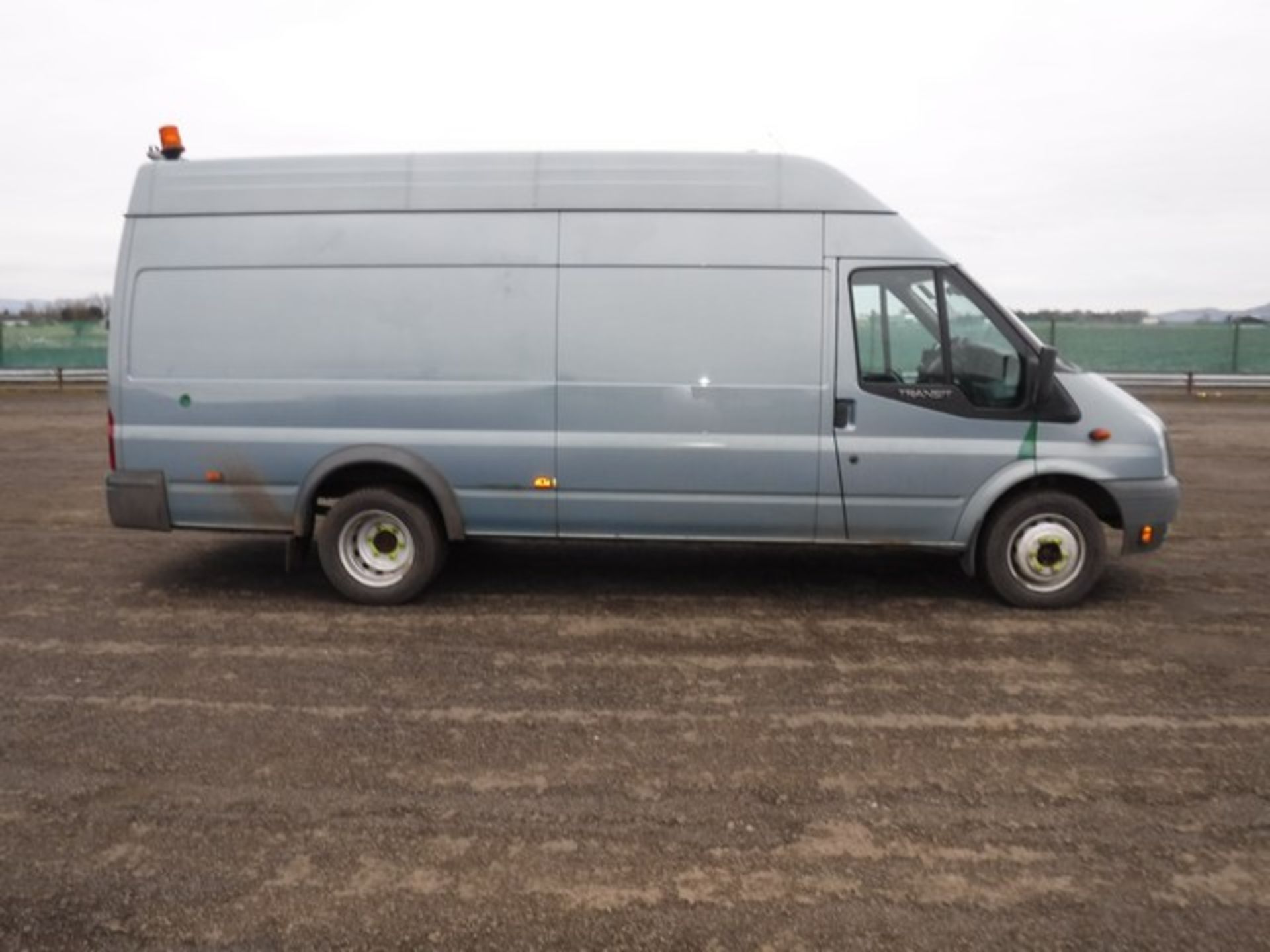 FORD MODEL TRANSIT 115 T460 RWD - 2402cc - Image 8 of 13