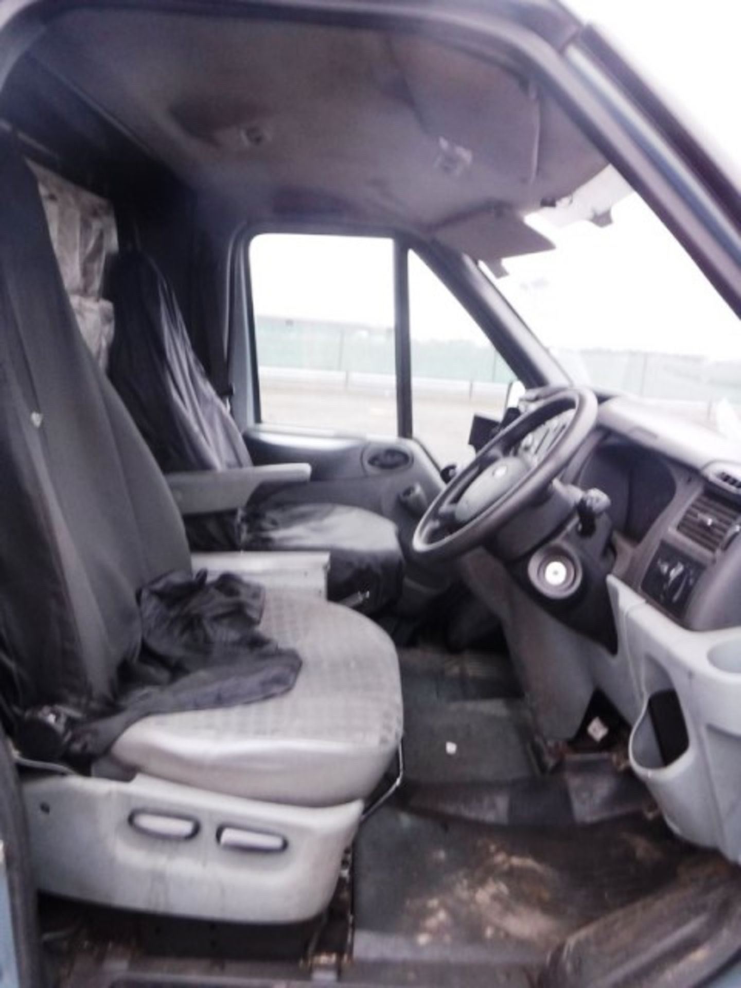 FORD MODEL TRANSIT 115 T460 RWD - 2402cc - Image 2 of 12