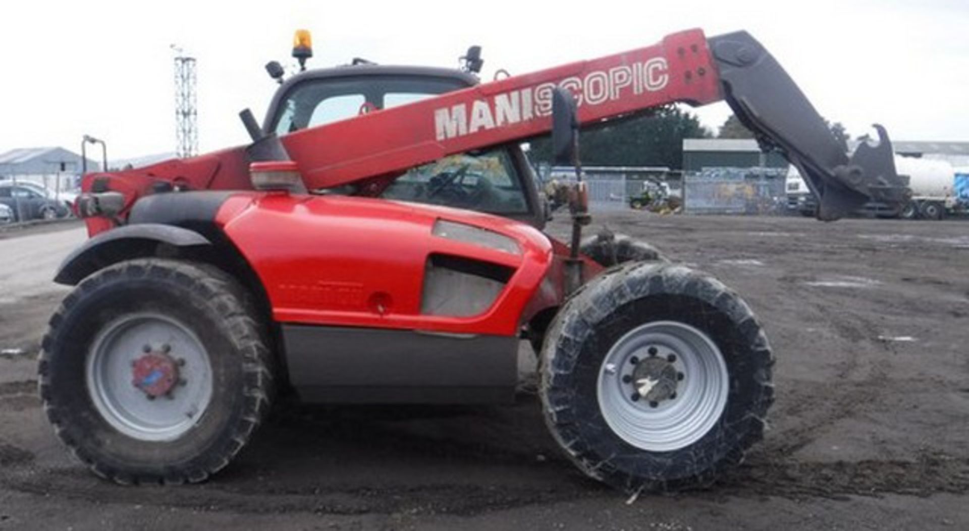 2006 MANITOU MT732, S/N 232259, REG - SY56AZZ, 9565HRS (NOT VERIFIED). DOCUMENTS IN OFFICE - Image 6 of 13