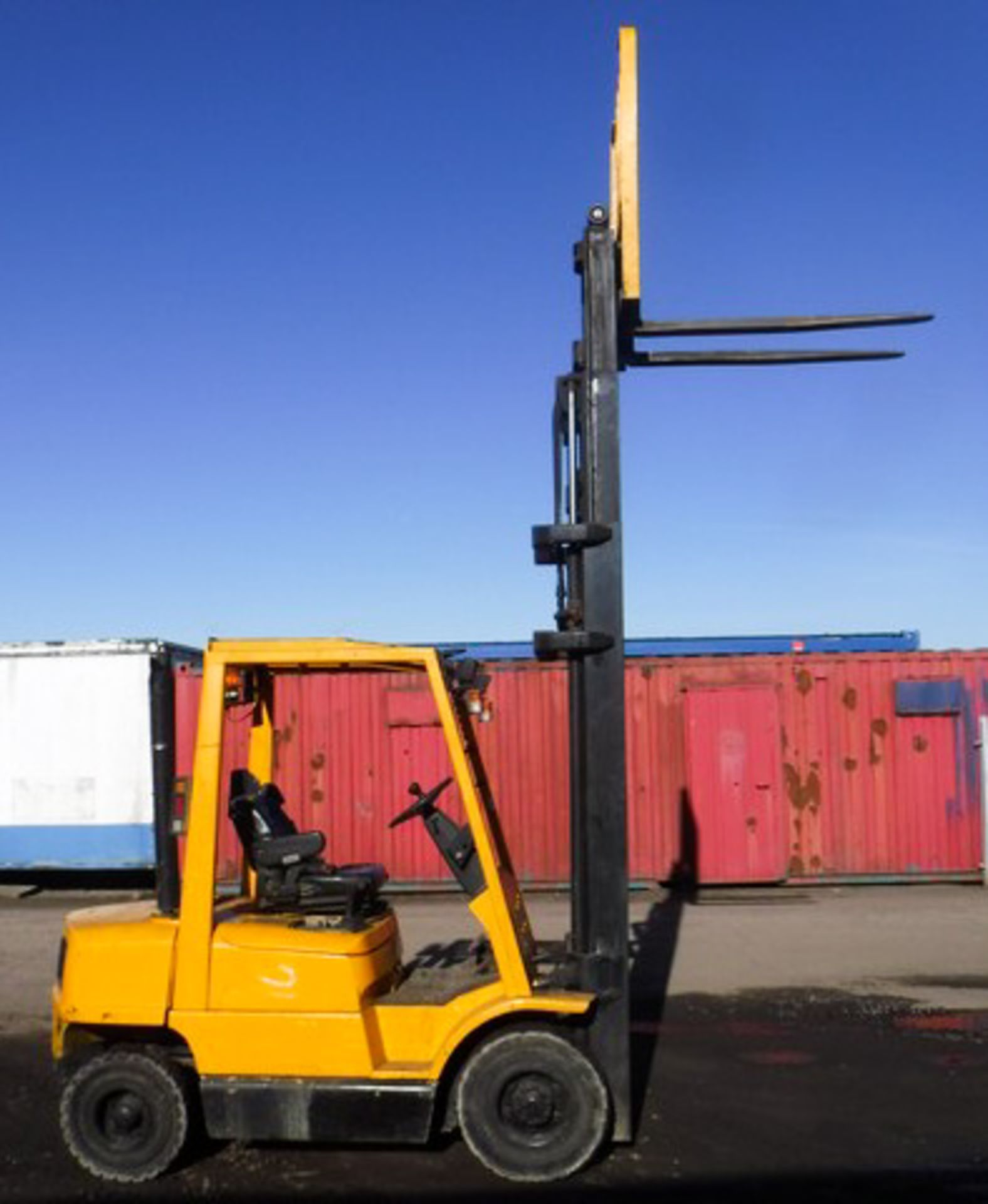 2002 HYSTER H2.50XM DIESEL FORKLIFT. SN H177B327392. 6068 HRS (NOT VERIFIED) - Image 8 of 13