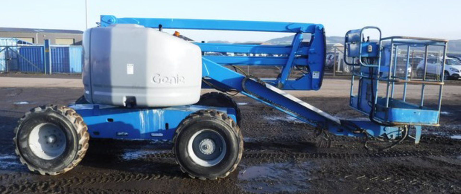 2000 GENIE MODEL Z45-25, S/N 15155, 8046HRS (NOT VERIFIED), LIFT CAPACITY - 230 - Image 13 of 17
