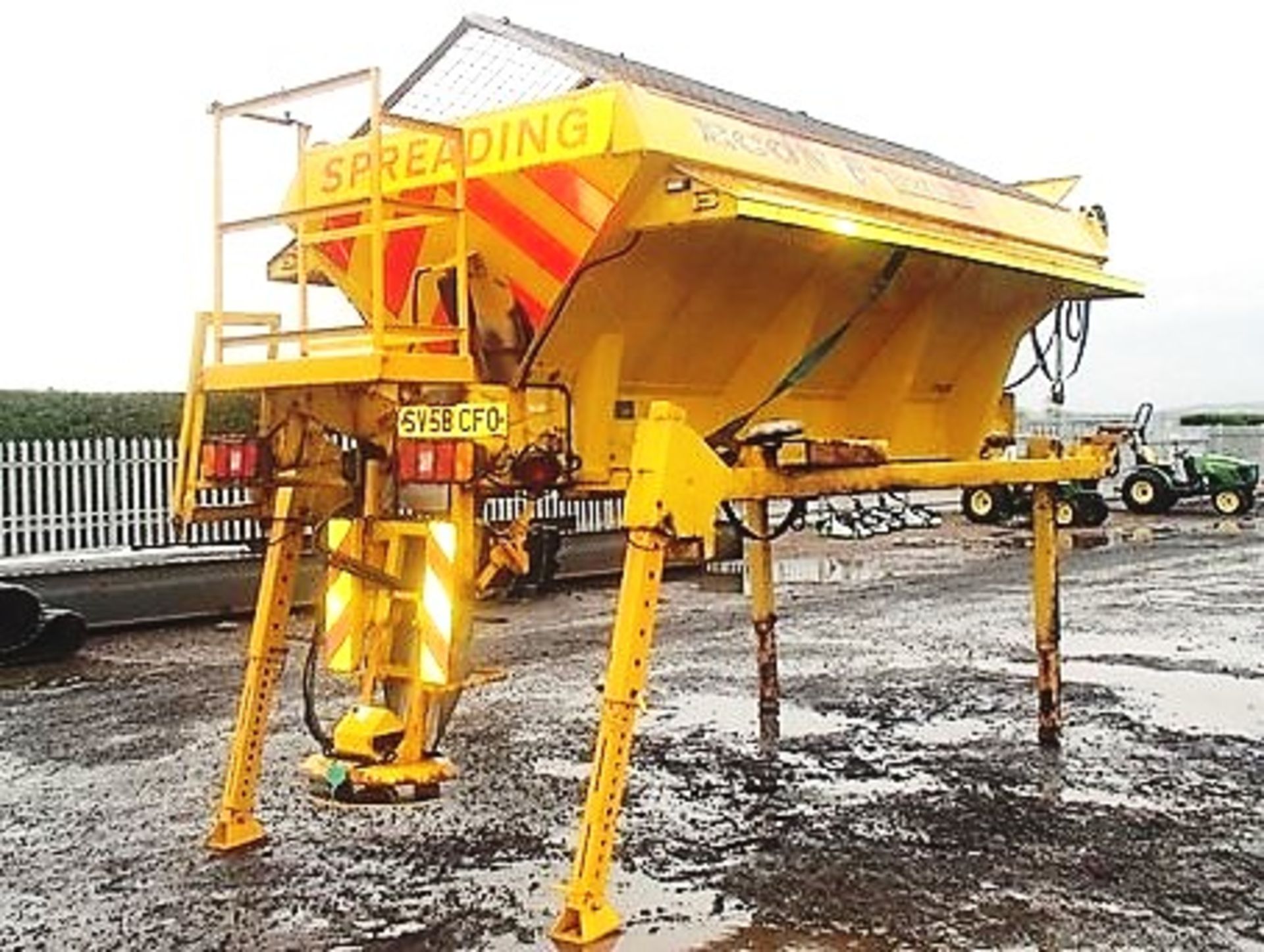 2008 ECON DEMOUNTABLE SALT SPREADER UNLADEN WEIGHT 1855KG MODEL W2COVJ46 S/N 37965 - Image 7 of 9