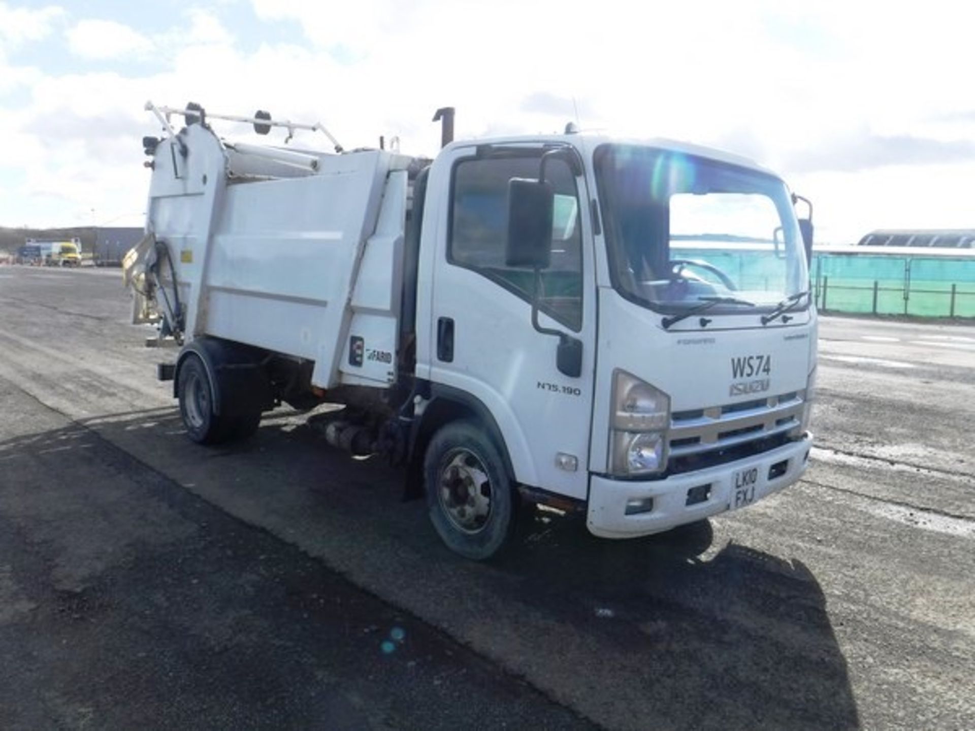 ISUZU TRUCKS FORWARD N75.190 AUTO - 5193cc - Image 12 of 18