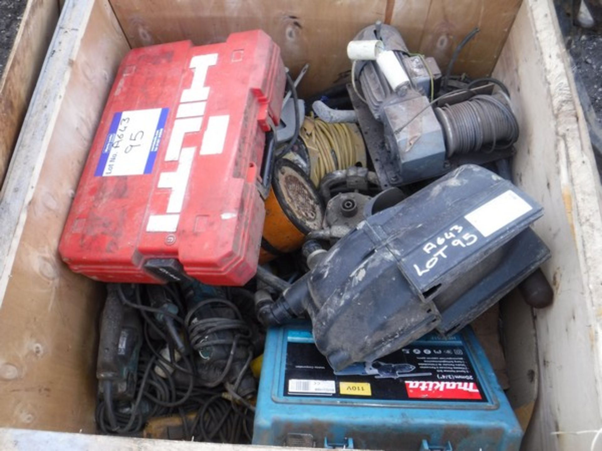 BOX OF POWER TOOLS & TOWING A-FRAME - Image 2 of 2