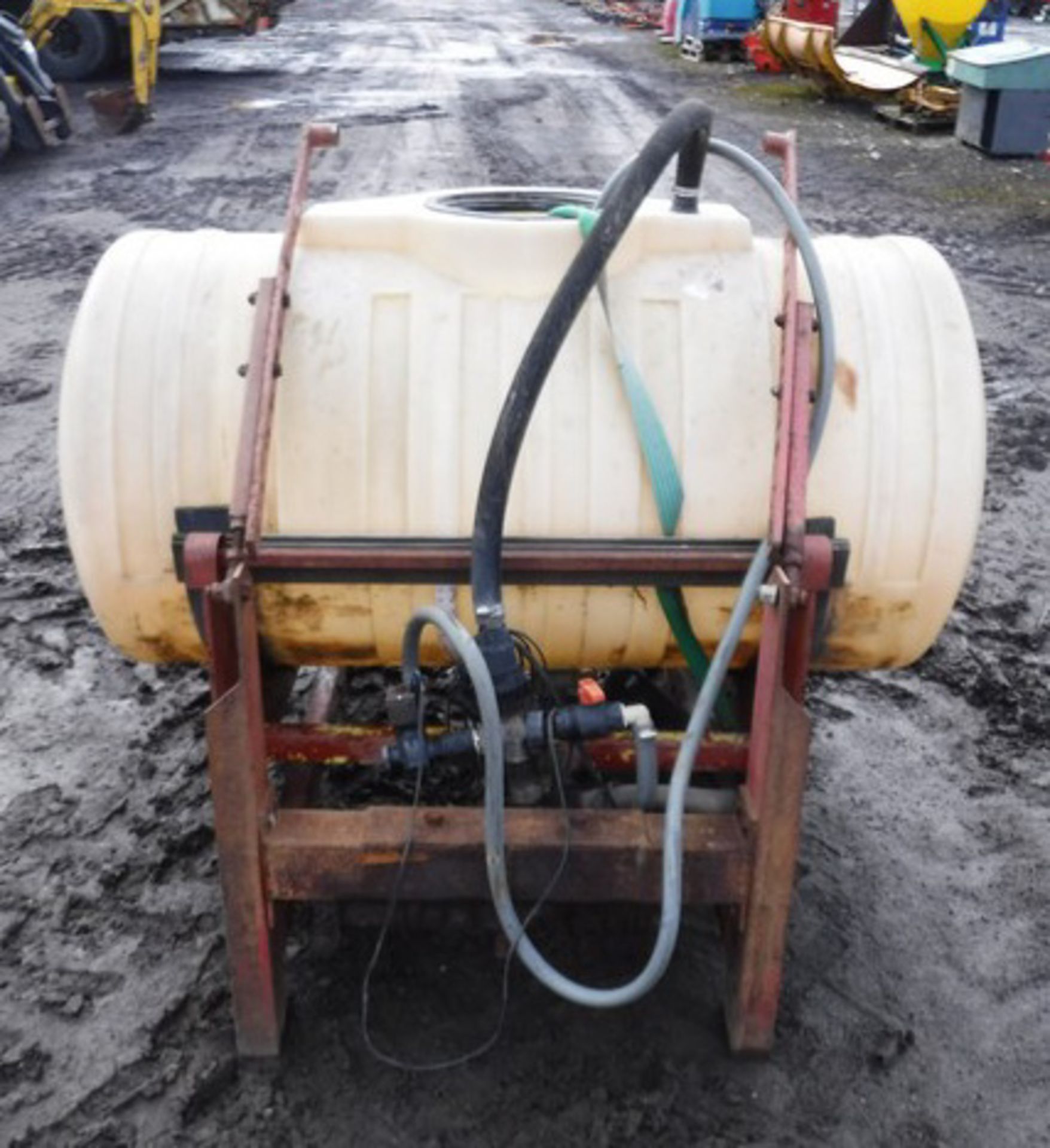 SPRAYER TANK - Image 2 of 4