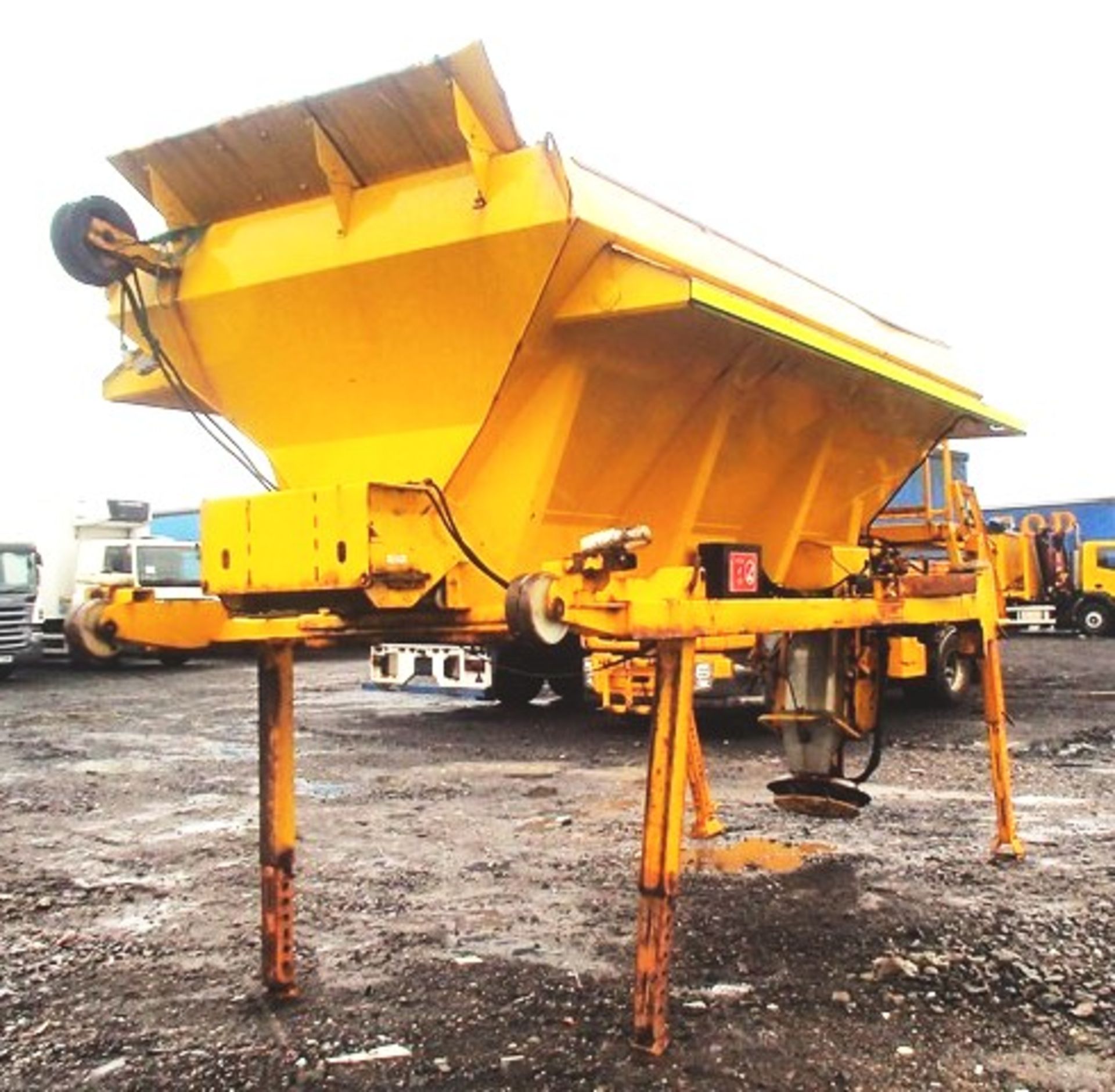 2008 ECON DEMOUNTABLE SALT SPREADER UNLADEN WEIGHT 1855KG MODEL WZCOVJ46 S/N 37966