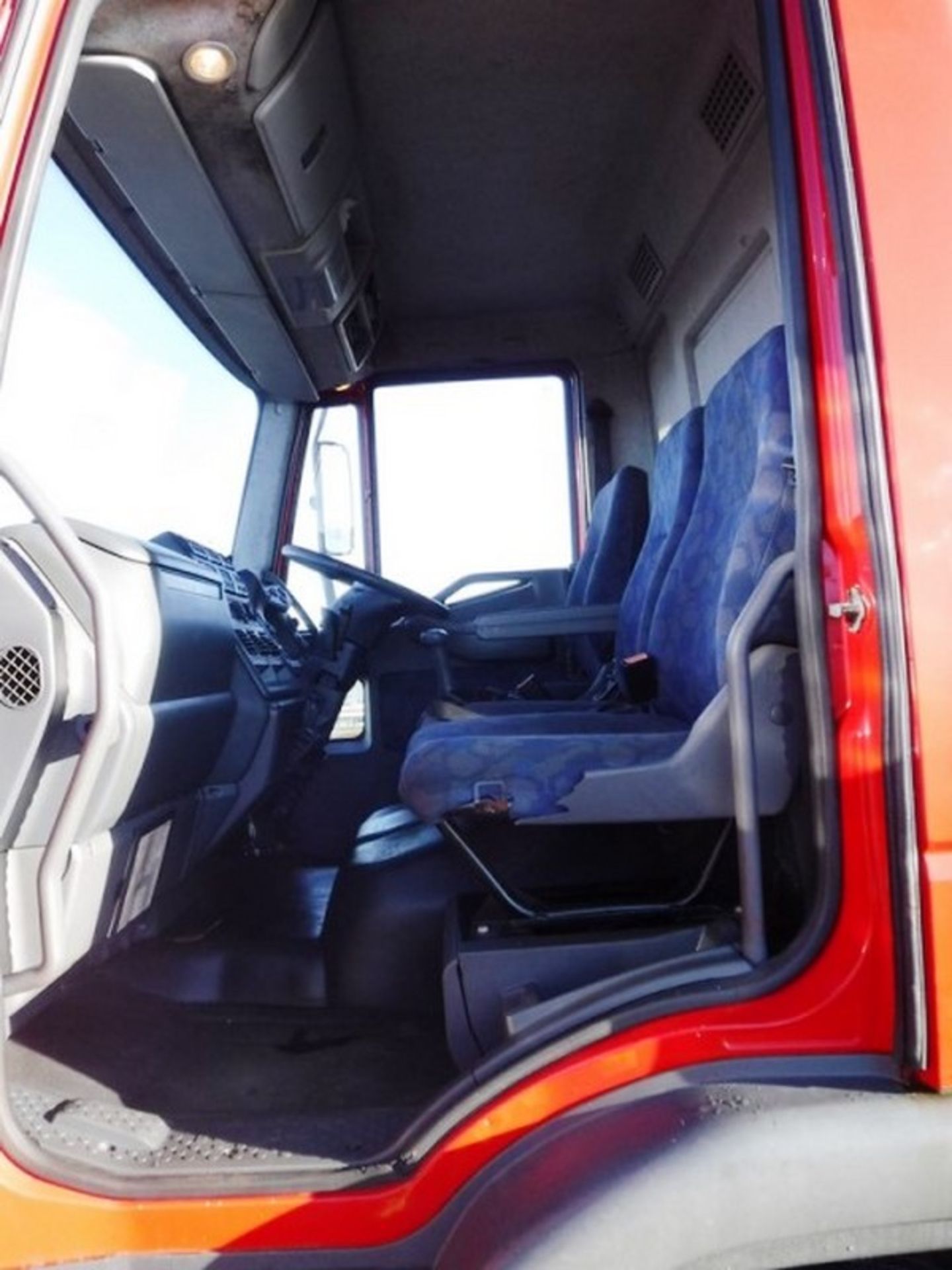 IVECO MODEL EUROCARGO ML75E17- 3920cc - Image 2 of 15