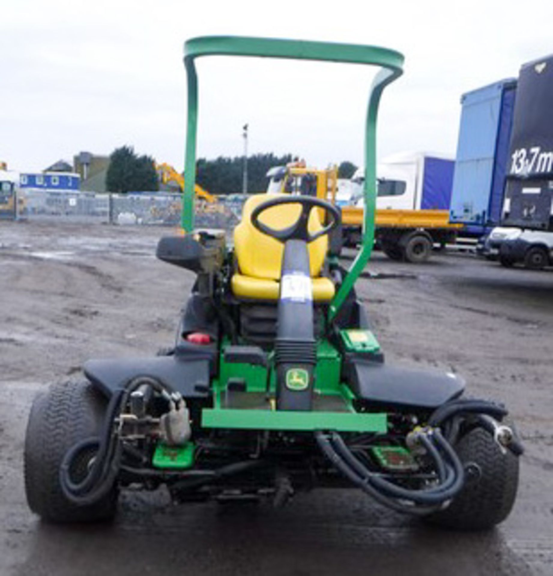 JOHN DEERE 8700, S/N TC8700X010348, TWIN AXLE, 1368HRS (NOT VERIFIED) & UNITS ON A PALLET - Image 4 of 11