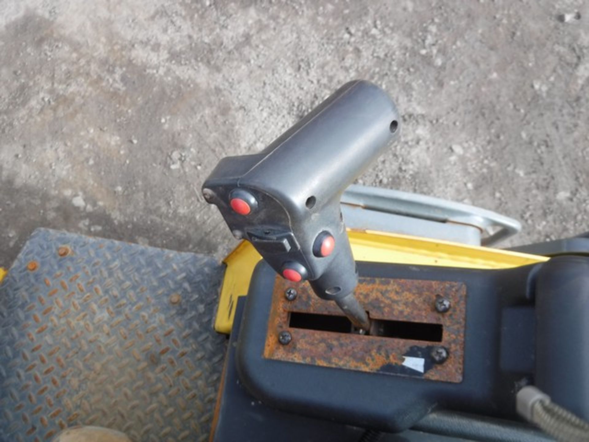 2014 NEUSON R27/120 ROLLER - 380HRS (NOT VERIFIED) - Image 3 of 14