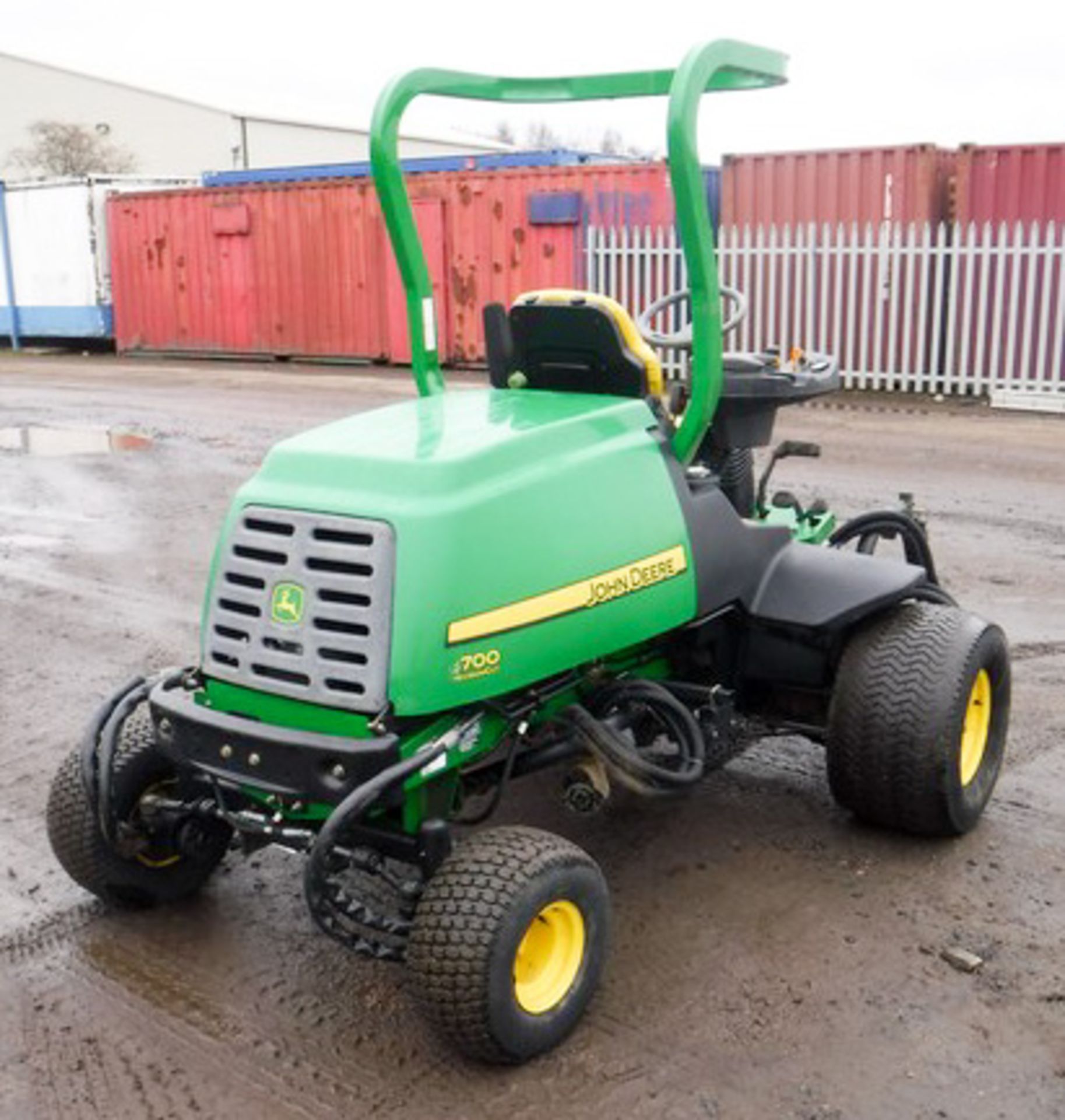 JOHN DEERE 8700, S/N TC8700X010348, TWIN AXLE, 1368HRS (NOT VERIFIED) & UNITS ON A PALLET - Image 6 of 11