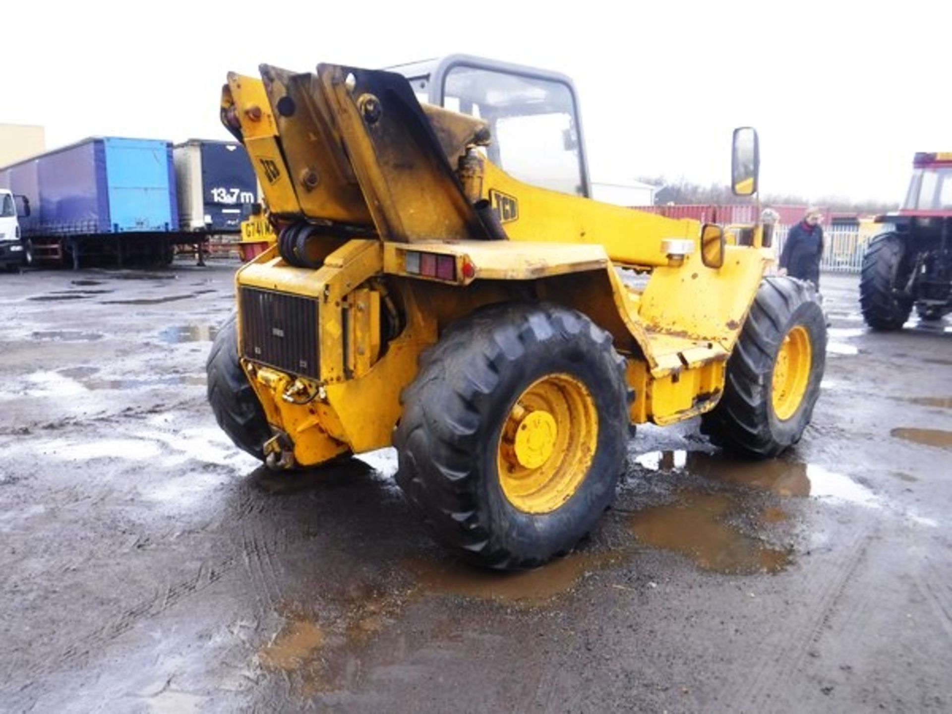 JCB 525-67 FARM SPECIAL, S/N 564275, REG - G741MAH, 5576HRS (NOT VERIFIED), TUBRO & PICK UP HITCH, W - Image 13 of 17