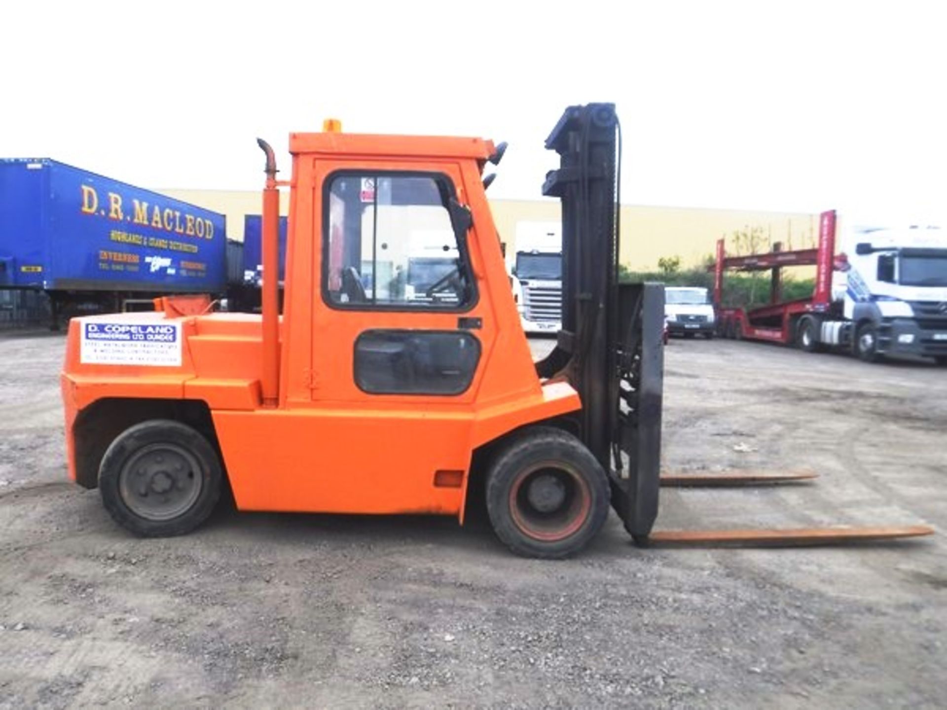 FIAT 8T FORKLIFT s/n 9449820 3665hrs (not verified). Reg No 454 MSA - Image 13 of 17