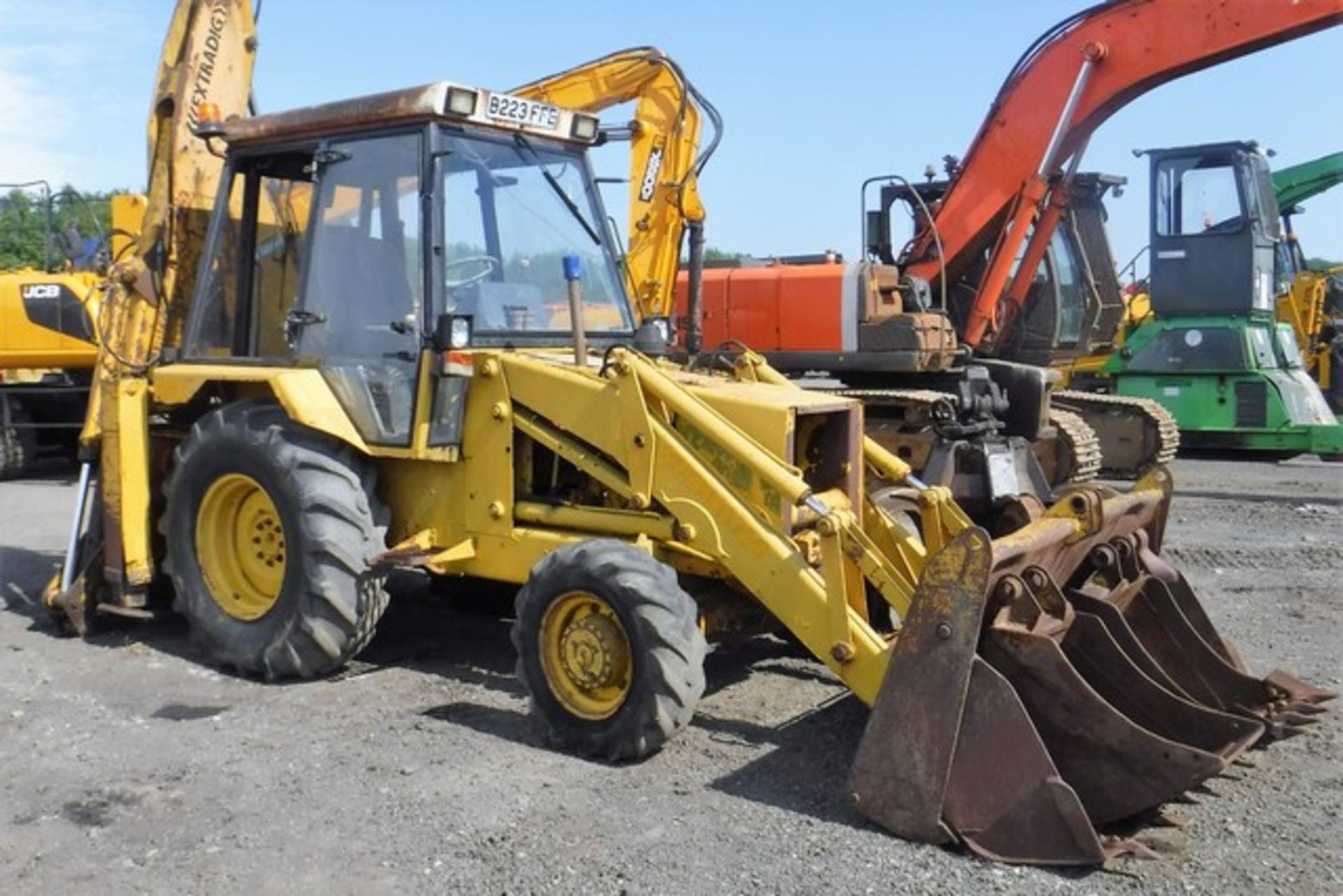 1984 JCB 3CX SITEMASTER backhoe loader, reg - B223FFE, s/n 3CX-4/312778/P/S, 8016hrs (not verified),