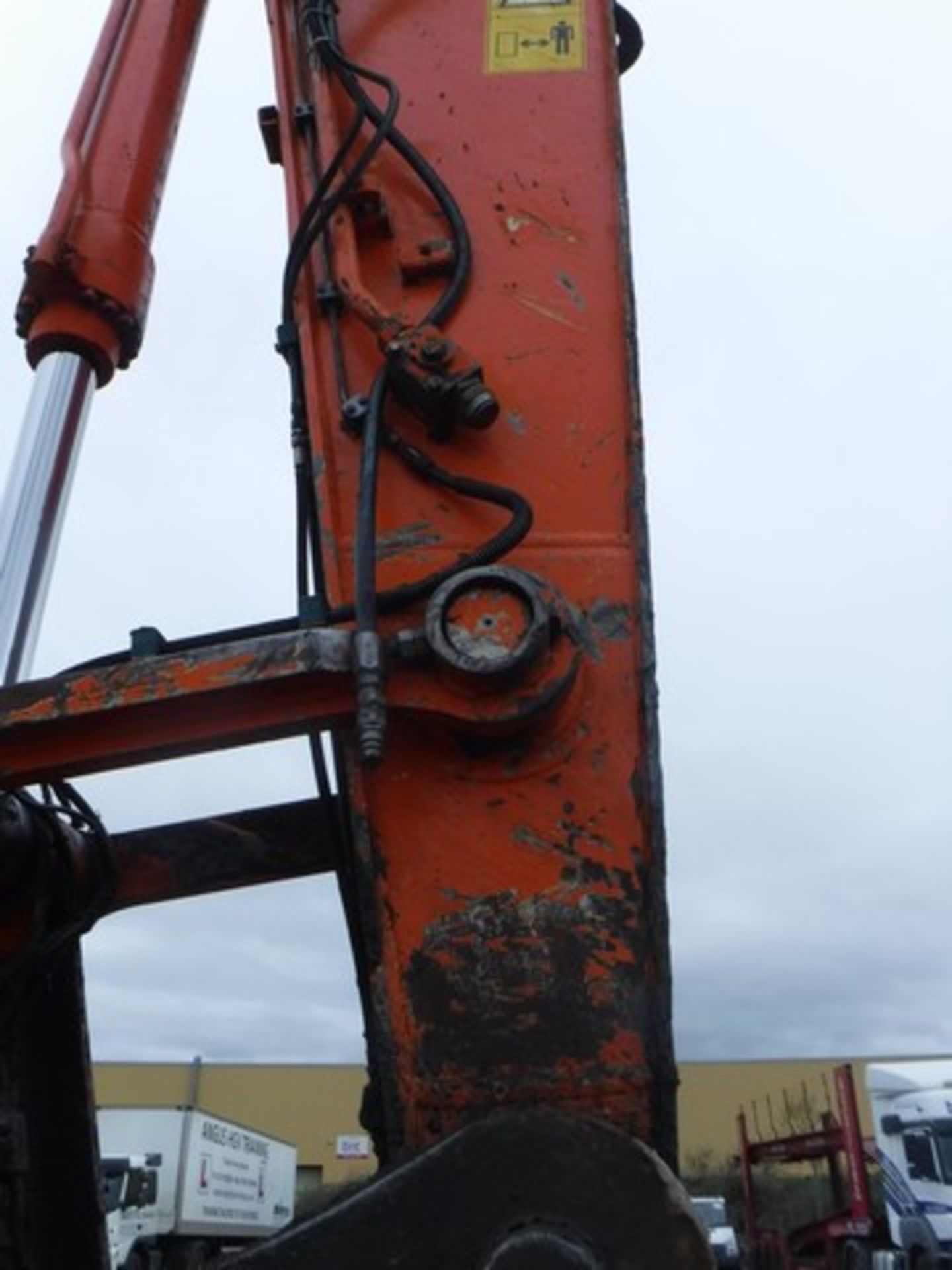 2008 HITACHI ZX350LC-3 excavator, s/n - HCMBFP00P00054918, 8750hrs (not verified), 1 bucket. - Image 4 of 25