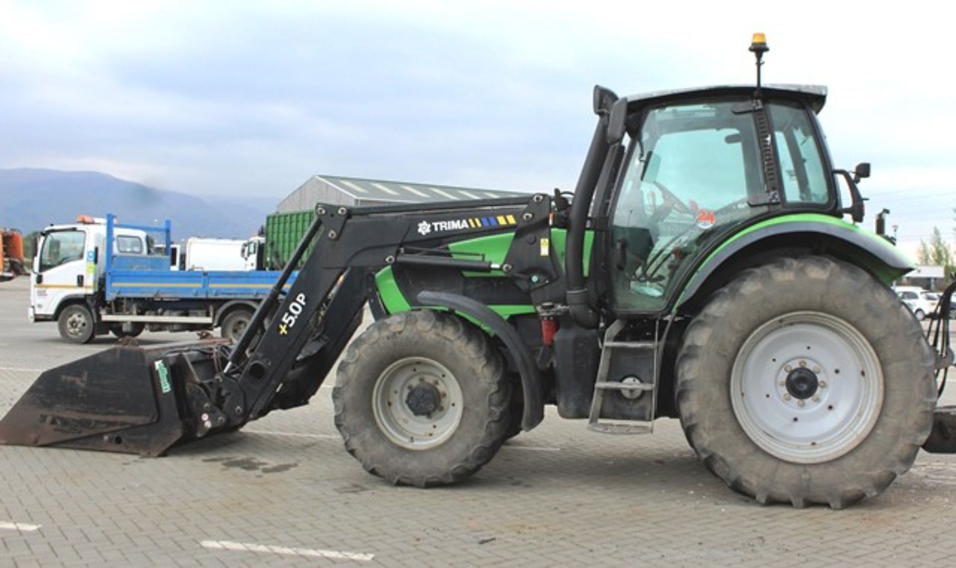 2008 DEUTZ FAHR TT31 M600 4 wd tractor. S/N WSXJ650400LD10276. Reg No SN58 EVC. 2770hrs (not verifie