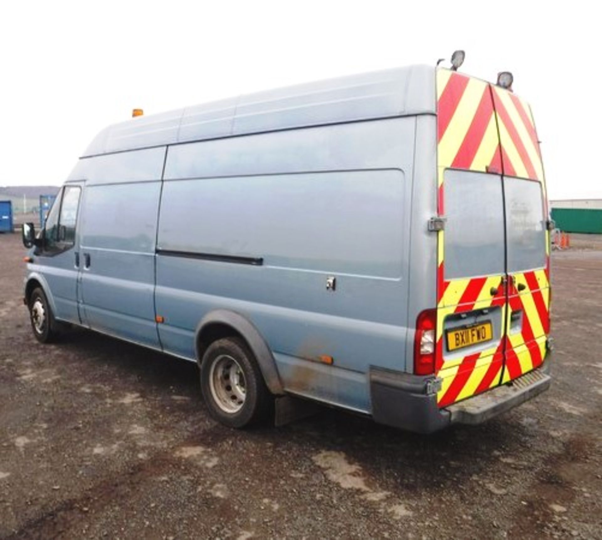 FORD MODEL TRANSIT 115 T460 RWD - 2402cc - Image 11 of 13