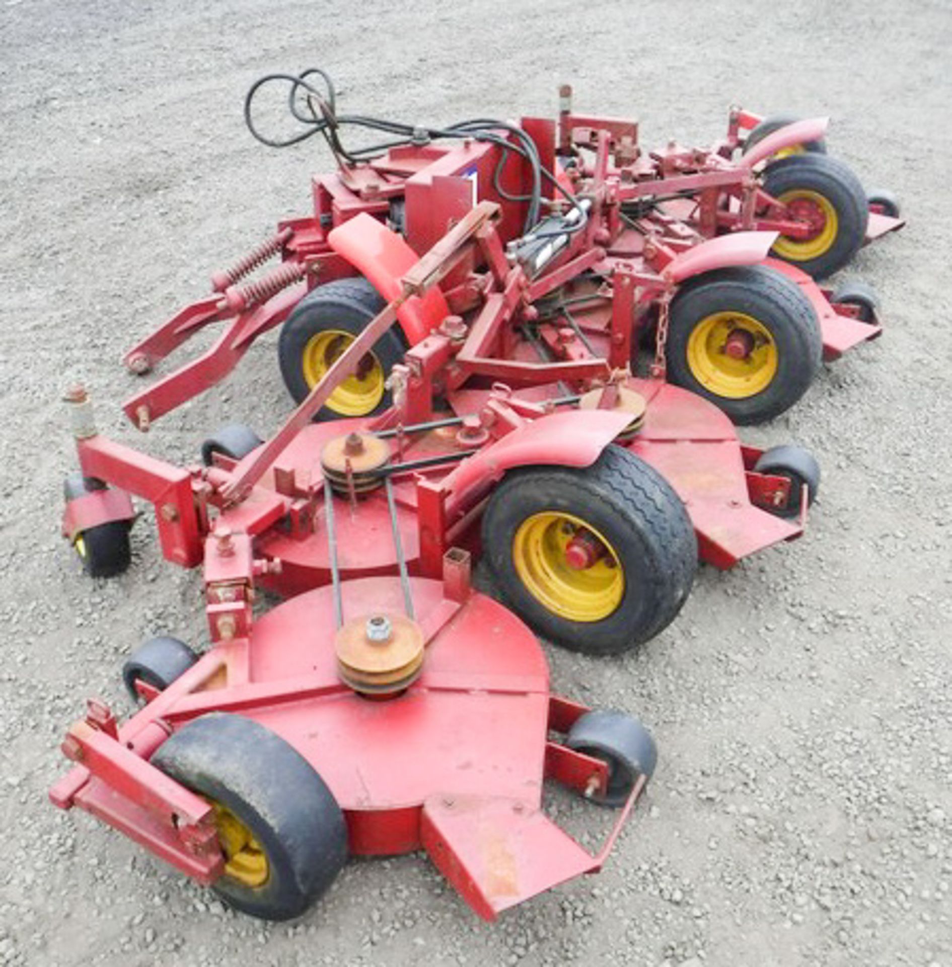 LASTEC ARTICULATOR 7 decked PTO driven grass cutter with hydraulic lift. - Image 2 of 9